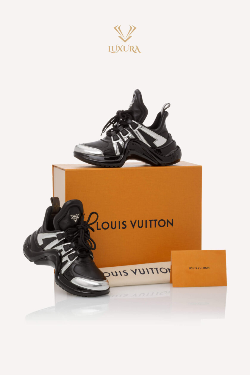 <span style="font-size: 10px;letter-spacing: .15em">HARD TO FIND</span><br><strong>LOUIS VUITTON </strong><br><div style="margin-top:10px;font-size:16px"> Calfskin Metallic Monogram LV Archlight Sneakers 36.5 </div><br> - Image 2
