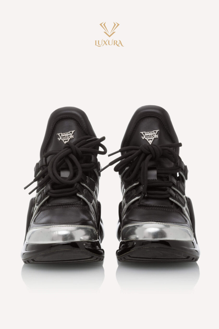 <span style="font-size: 10px;letter-spacing: .15em">HARD TO FIND</span><br><strong>LOUIS VUITTON </strong><br><div style="margin-top:10px;font-size:16px"> Calfskin Metallic Monogram LV Archlight Sneakers 36.5 </div><br> - Image 6