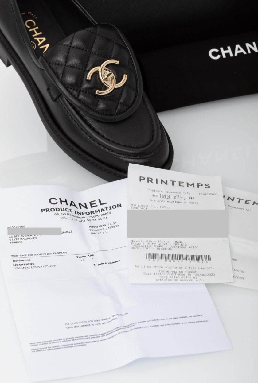 <span style="font-size: 10px;letter-spacing: .15em">HARD TO FIND</span><br><strong> CHANEL </strong><br><div style="margin-top:10px;font-size:16px">Black Leather Turnlock Loafers 35</div><br> - Image 3