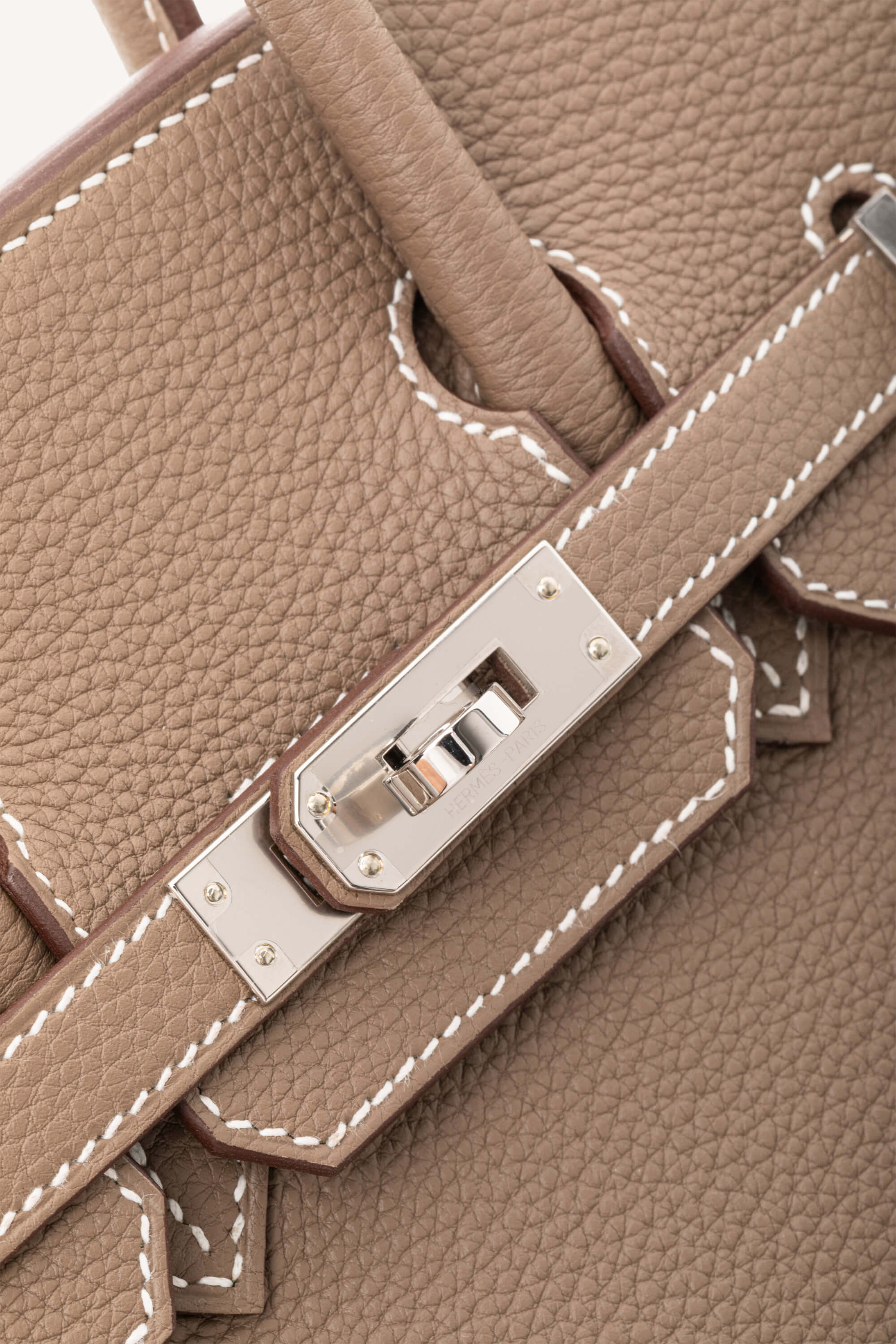 <span style="font-size: 10px;letter-spacing: .15em">HARD TO FIND</span><br> <strong>HERMES</strong><br> <div style="margin-top:10px;font-size:16px">Birkin 25 Etoupe Togo Palladium Hardware</div><br> - Image 33