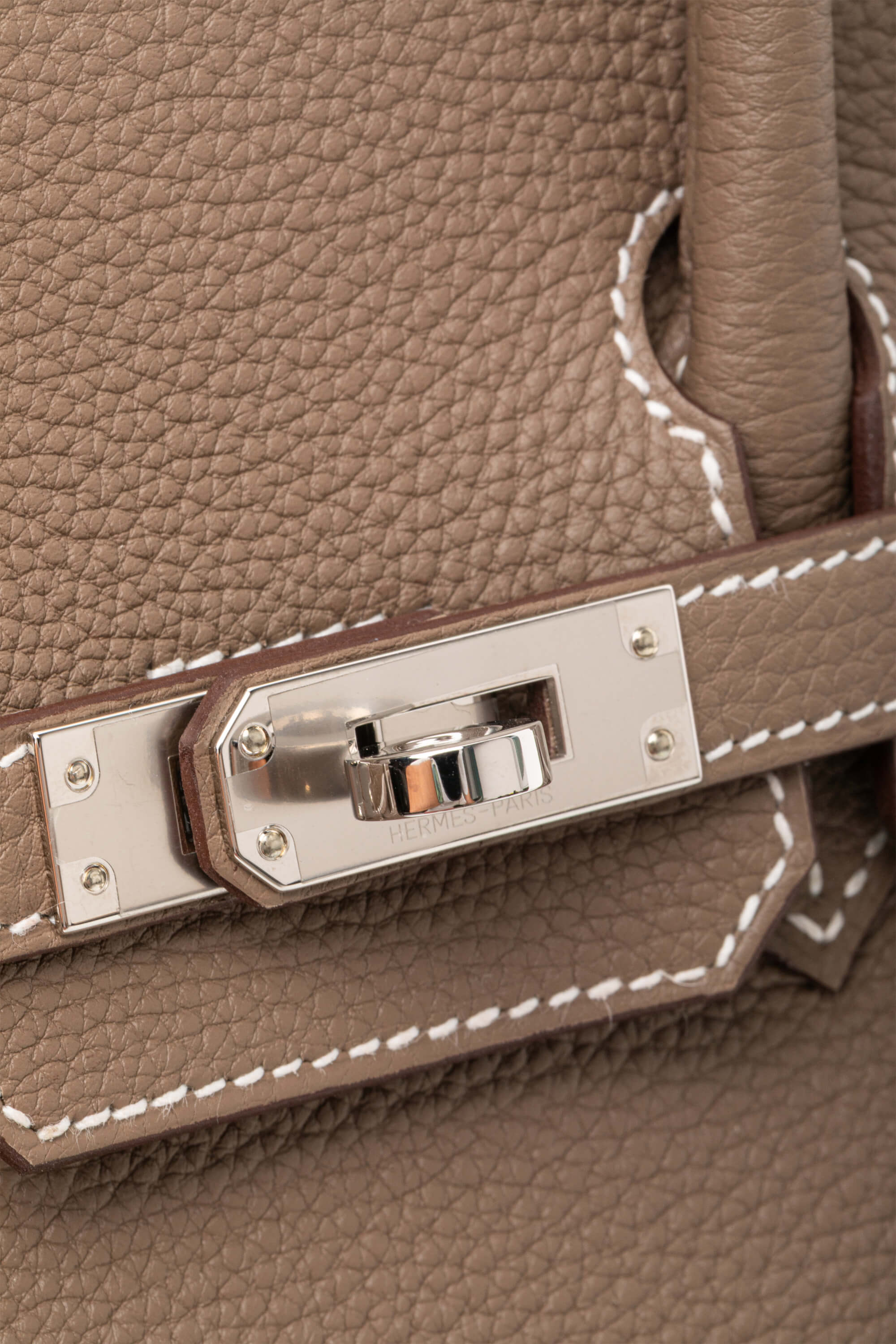 <span style="font-size: 10px;letter-spacing: .15em">HARD TO FIND</span><br> <strong>HERMES</strong><br> <div style="margin-top:10px;font-size:16px">Birkin 25 Etoupe Togo Palladium Hardware</div><br> - Image 23