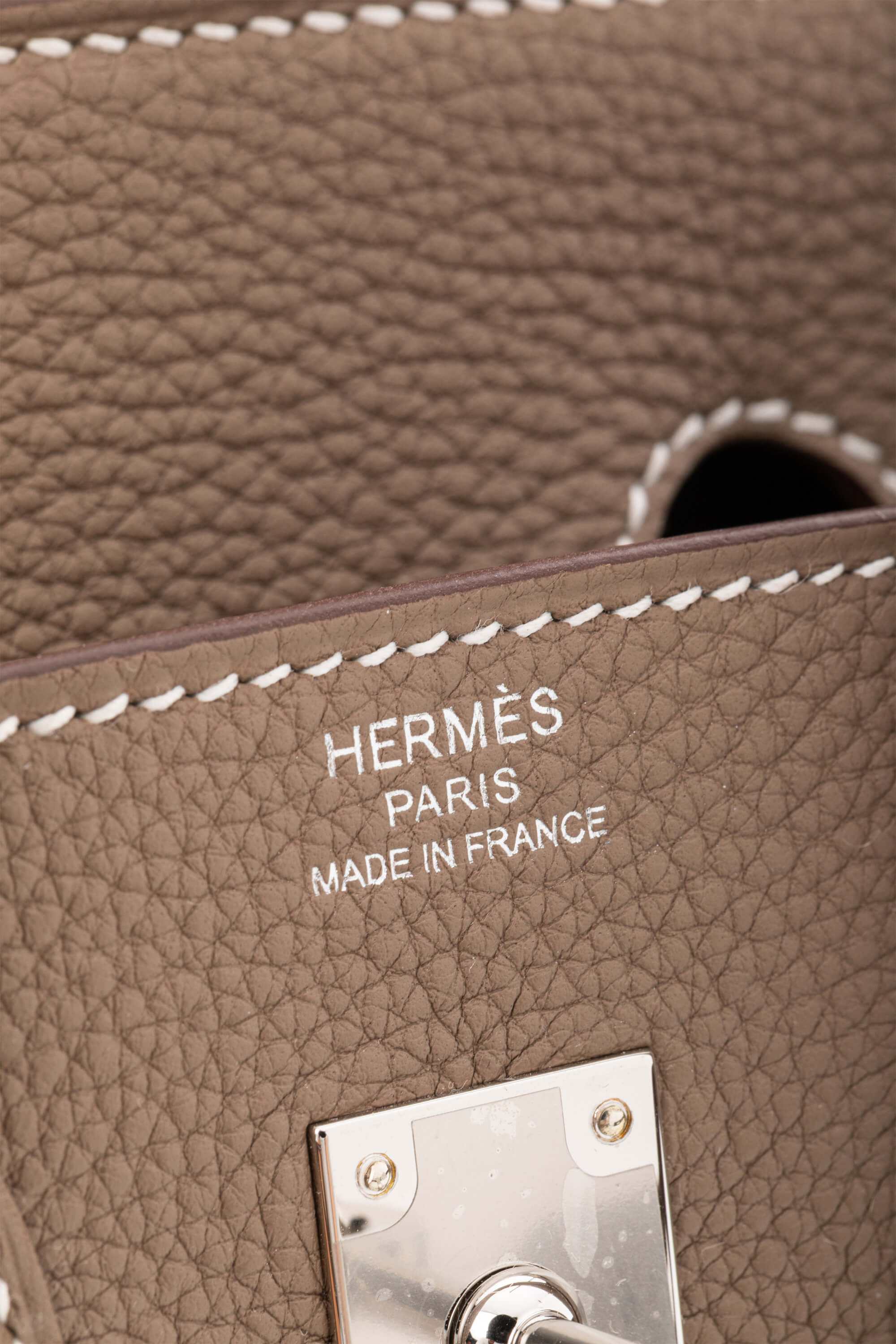 <span style="font-size: 10px;letter-spacing: .15em">HARD TO FIND</span><br> <strong>HERMES</strong><br> <div style="margin-top:10px;font-size:16px">Birkin 25 Etoupe Togo Palladium Hardware</div><br> - Image 29