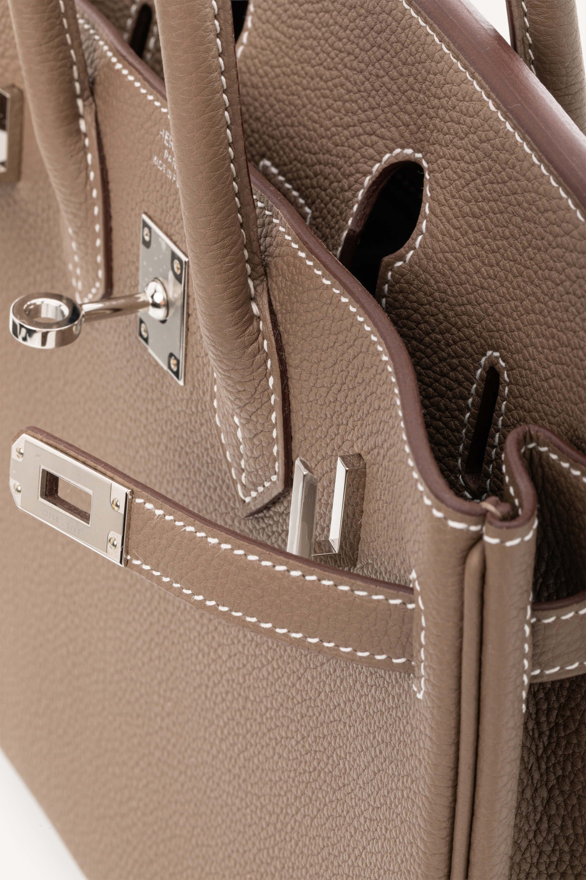 <span style="font-size: 10px;letter-spacing: .15em">HARD TO FIND</span><br> <strong>HERMES</strong><br> <div style="margin-top:10px;font-size:16px">Birkin 25 Etoupe Togo Palladium Hardware</div><br> - Image 15