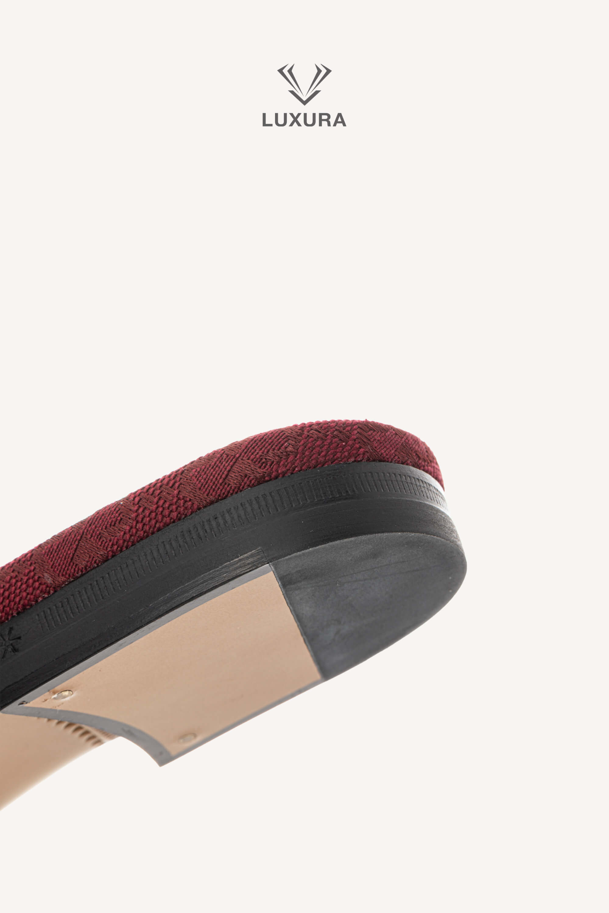 <span style="font-size: 10px;letter-spacing: .15em">BEST DEAL</span><br> <strong>GUCCI</strong><br> <div style="margin-top:10px;font-size:16px">GG Monogram Canvas Princetown Slippers Rosso Ancora 37</div><br> - Image 13