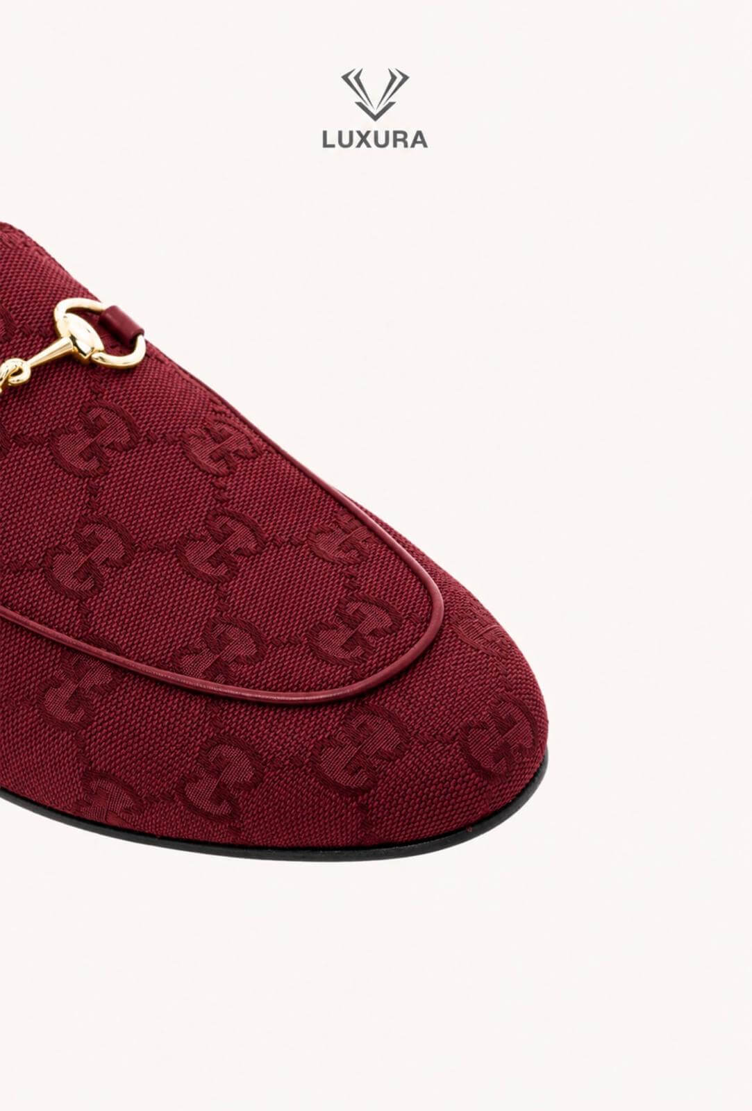 <span style="font-size: 10px;letter-spacing: .15em">BEST DEAL</span><br> <strong>GUCCI</strong><br> <div style="margin-top:10px;font-size:16px">GG Monogram Canvas Princetown Slippers Rosso Ancora 37</div><br> - Image 8