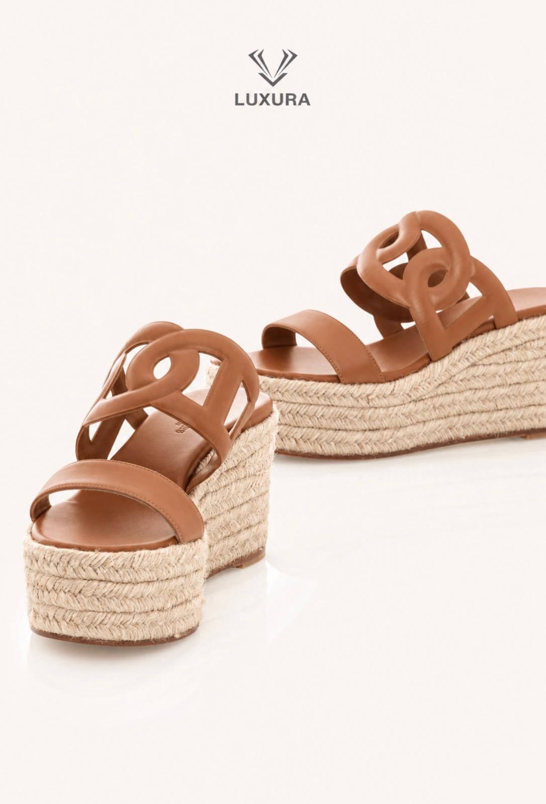 <span style="font-size: 10px;letter-spacing: .15em">HARD TO FIND</span><br> <strong>HERMES</strong><br> <div style="margin-top:10px;font-size:16px">Nappa Ithea Espadrille Wedge Sandals Naturel 38</div><br> - Image 2