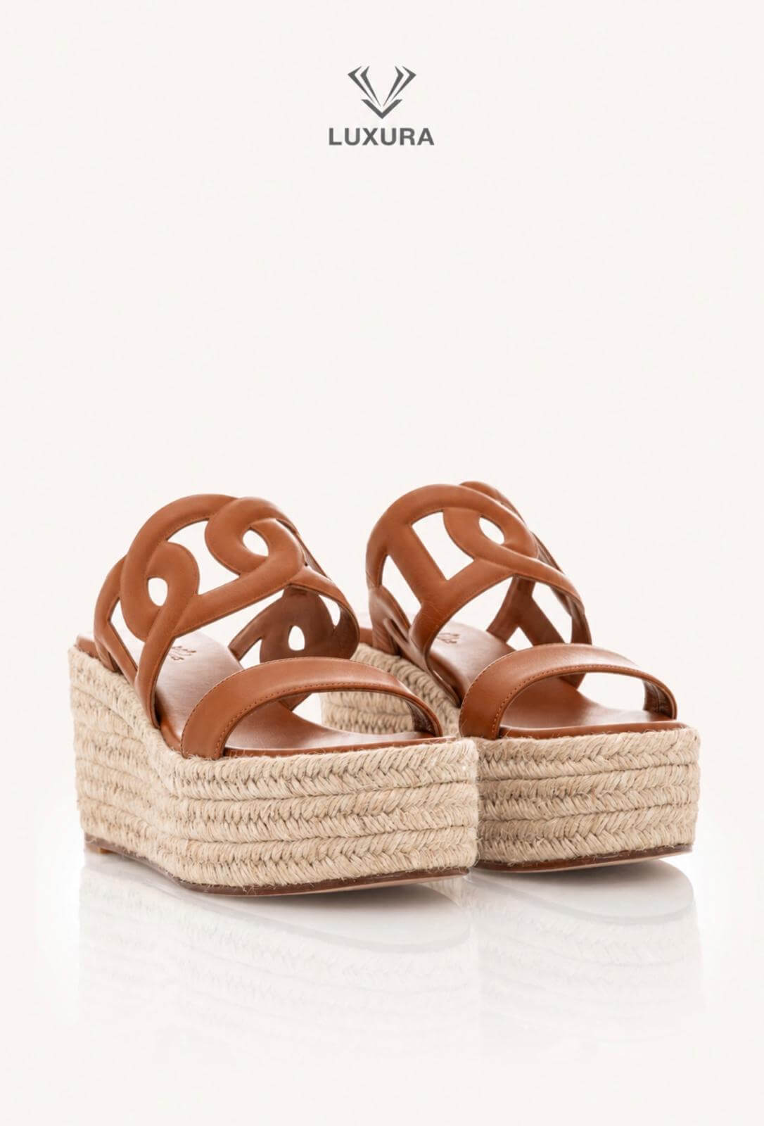 <span style="font-size: 10px;letter-spacing: .15em">HARD TO FIND</span><br> <strong>HERMES</strong><br> <div style="margin-top:10px;font-size:16px">Nappa Ithea Espadrille Wedge Sandals Naturel 38</div><br> - Image 3