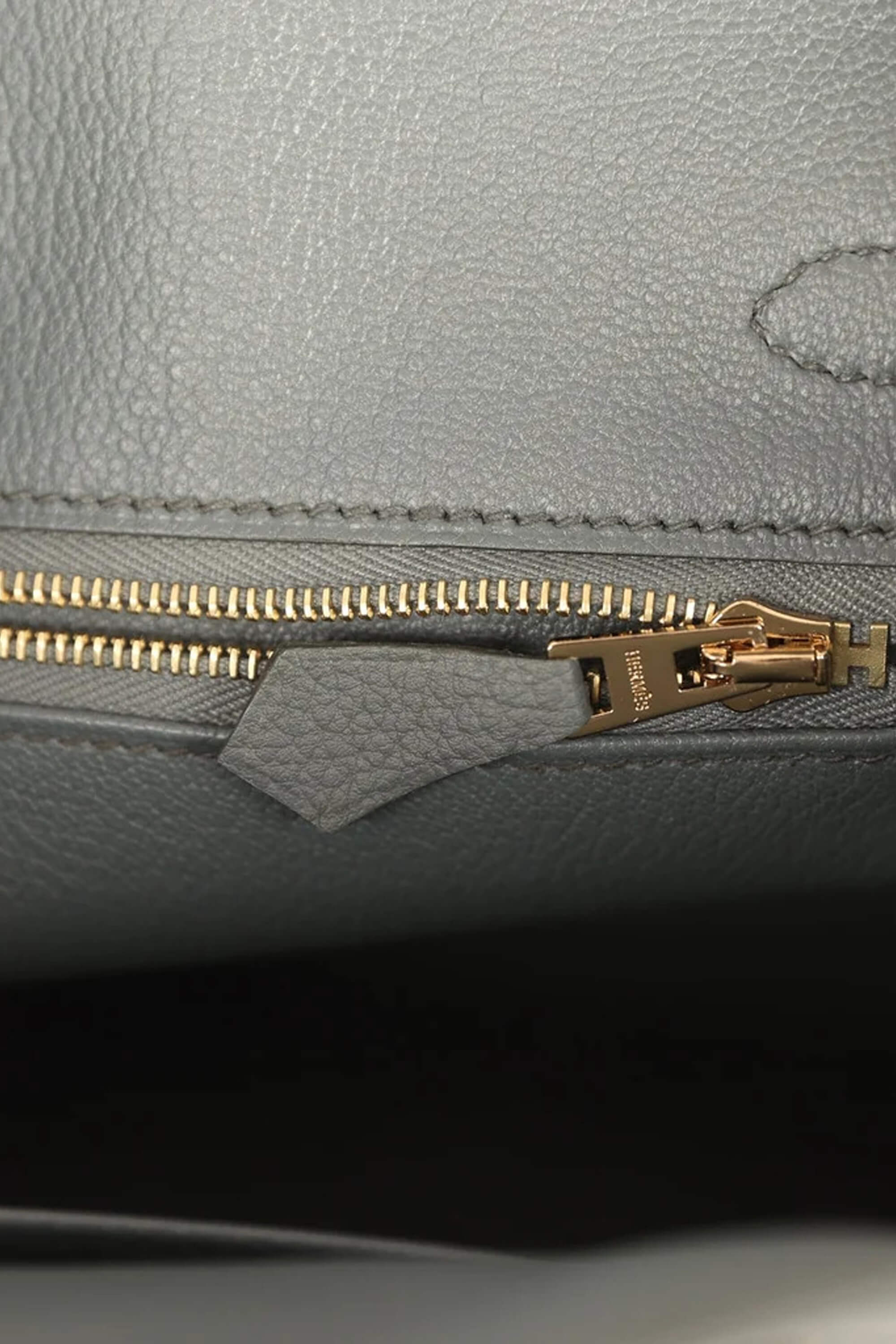 <span style="font-size: 10px;letter-spacing: .15em">HARD TO FIND</span><br> <strong>HERMES</strong><br> <div style="margin-top:10px;font-size:16px">Birkin 25 Vert Amande Togo Gold Hardware</div><br> - Image 2