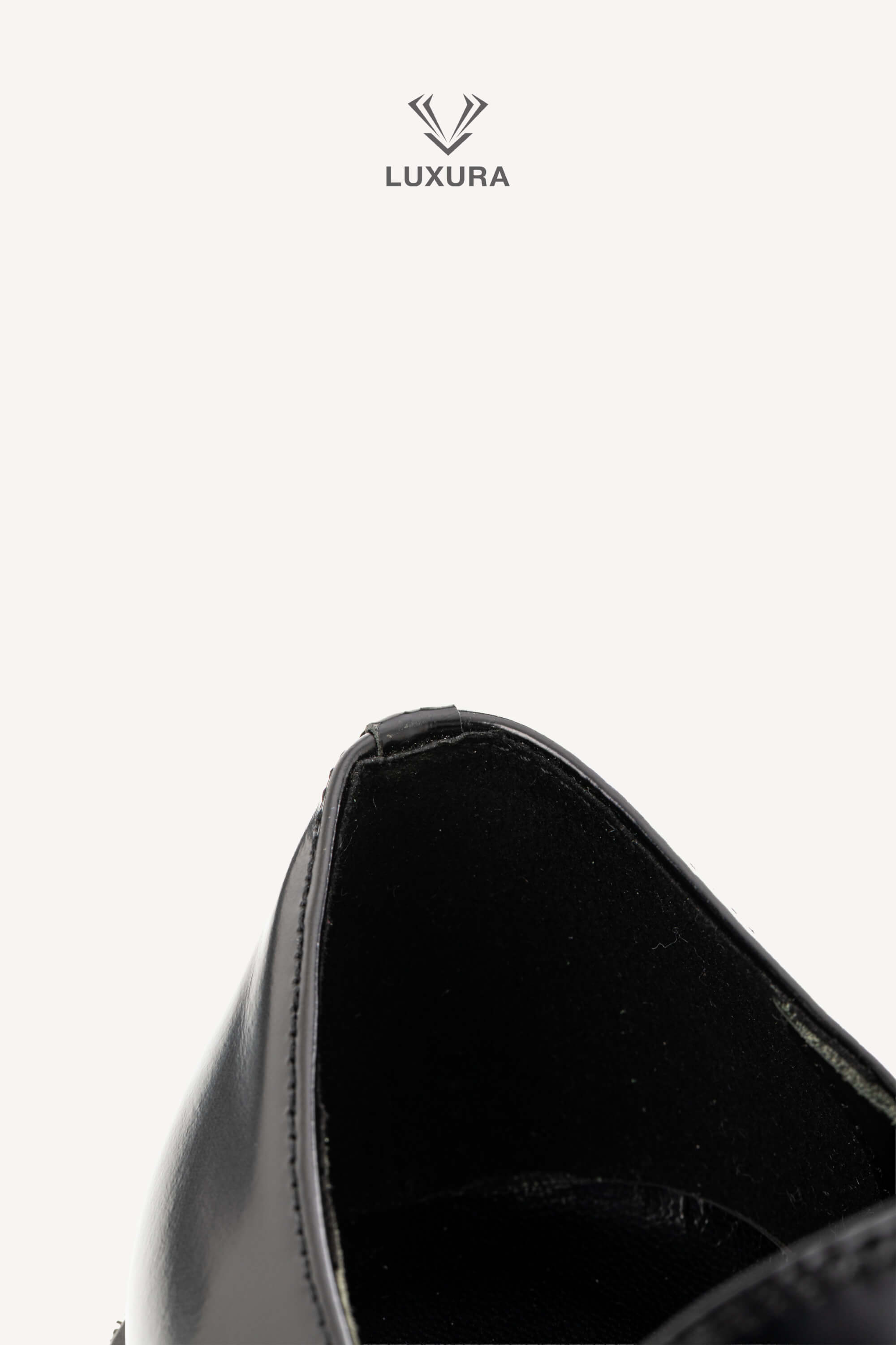 <span style="font-size: 10px;letter-spacing: .15em">BEST DEAL</span><br> <strong>PRADA</strong><br> <div style="margin-top:10px;font-size:16px">Chocolate Brushed Leather Loafers Black 38</div><br> - Image 18