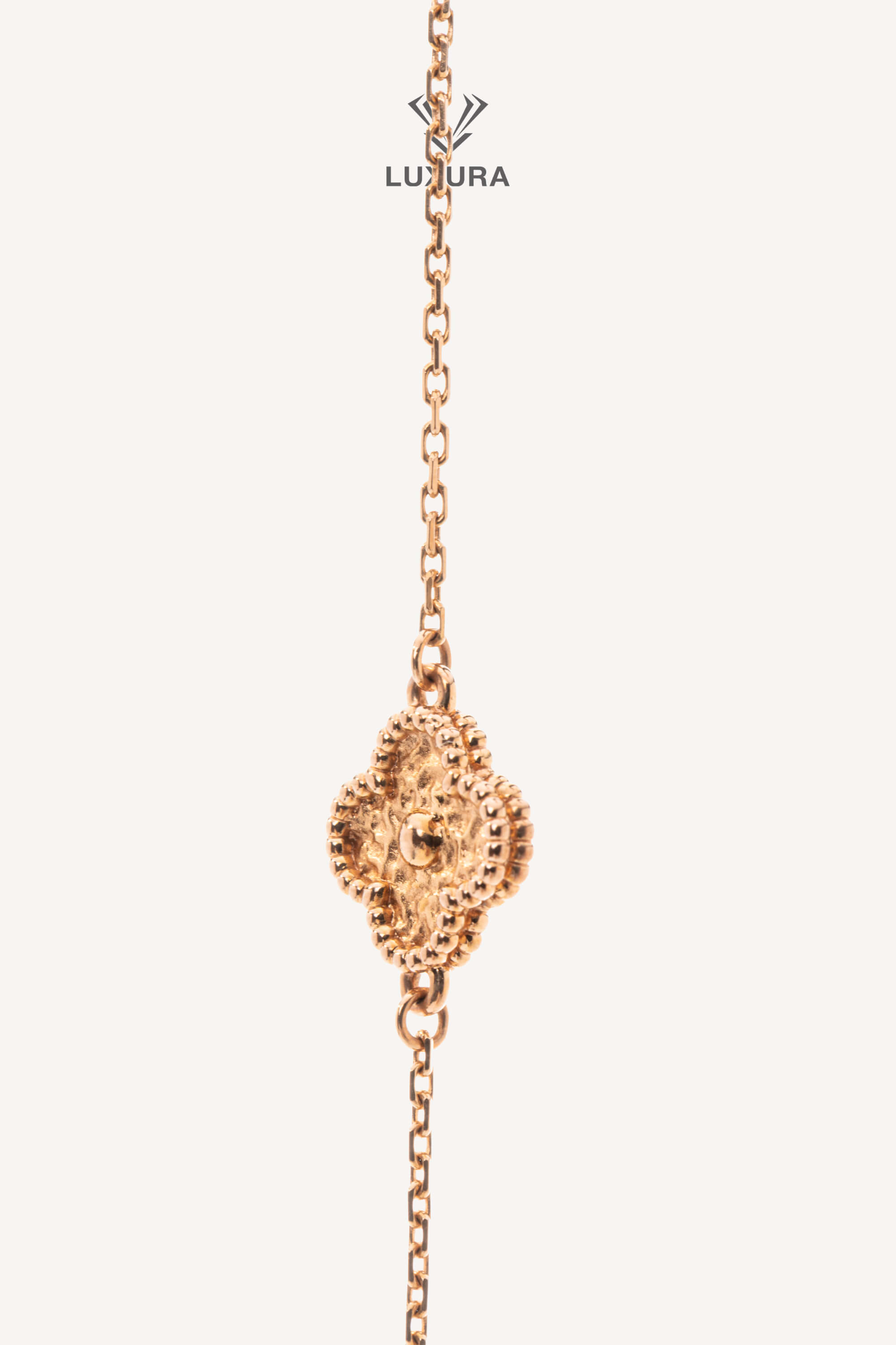 <span style="font-size: 10px;letter-spacing: .15em">HARD TO FIND</span><br> <strong>VAN CLEEF & ARPELS</strong><br> <div style="margin-top:10px;font-size:16px">Sweet Alhambra Bracelet 18K Rose Gold</div><br> - Image 10