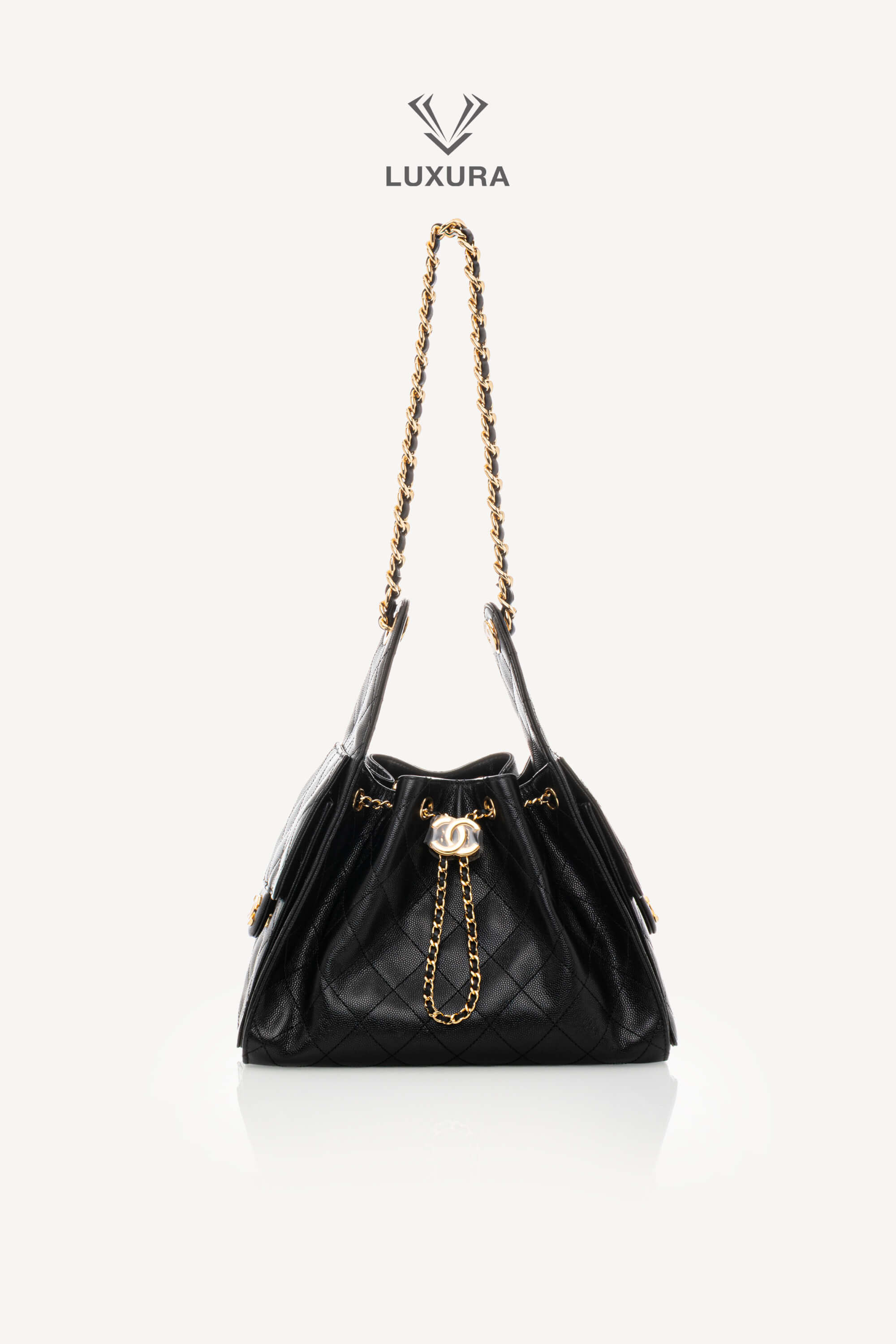 <span style="font-size: 10px;letter-spacing: .15em">HARD TO FIND</span><br>            <strong>CHANEL</strong><br>            <div style="margin-top:10px;font-size:16px">25 Small Bag Hammered Leather Gold Effect Metal Black</div><br> - Image 7