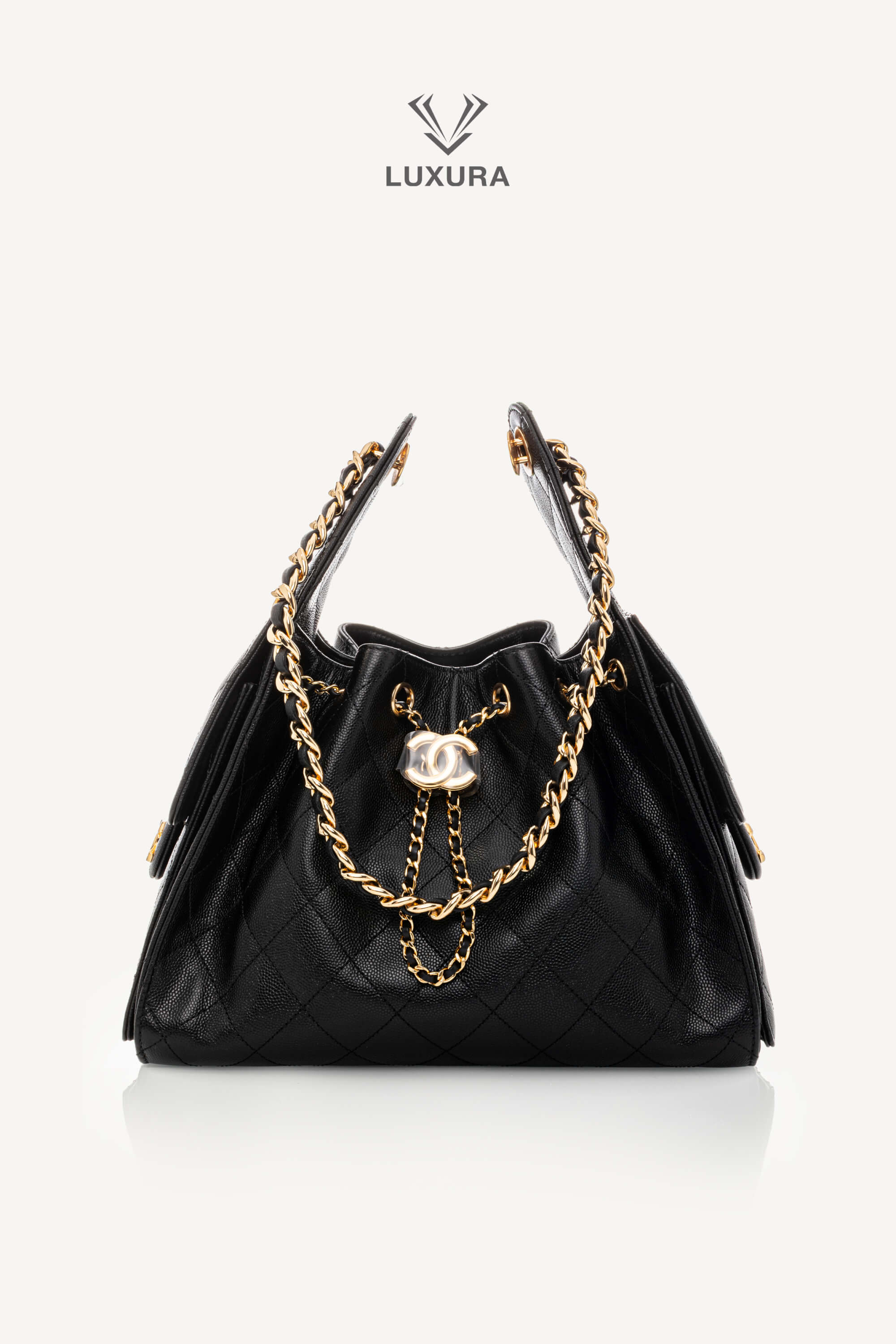 <span style="font-size: 10px;letter-spacing: .15em">HARD TO FIND</span><br>            <strong>CHANEL</strong><br>            <div style="margin-top:10px;font-size:16px">25 Small Bag Hammered Leather Gold Effect Metal Black</div><br> - Image 9