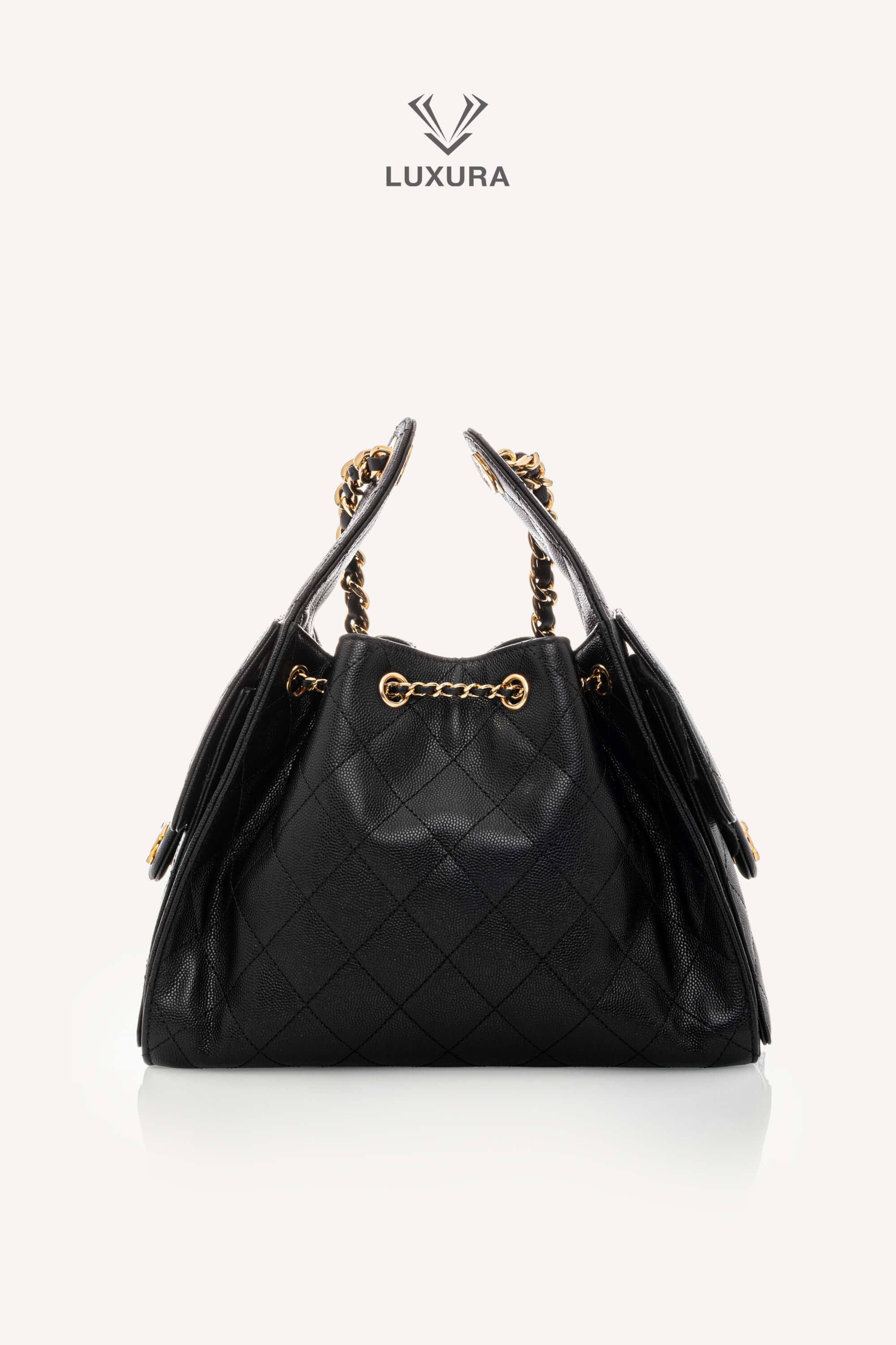<span style="font-size: 10px;letter-spacing: .15em">HARD TO FIND</span><br>            <strong>CHANEL</strong><br>            <div style="margin-top:10px;font-size:16px">25 Small Bag Hammered Leather Gold Effect Metal Black</div><br> - Image 8