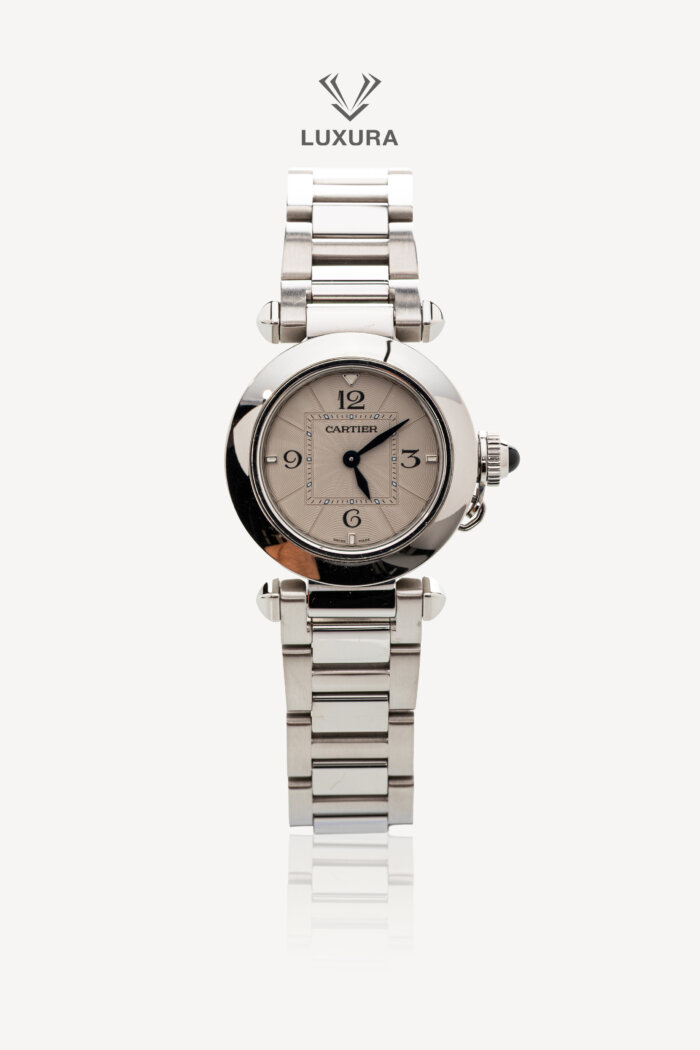 <span style="font-size: 10px; color: rgb(101, 101, 101);letter-spacing: .15em;"> IN TENDINTE</span><br><strong>CARTIER</strong><br><div style="margin-top:10px; font-size:16px;"> Pasha de Cartie-Extra Alligator Straps Stainless Steel Watch </div><br>