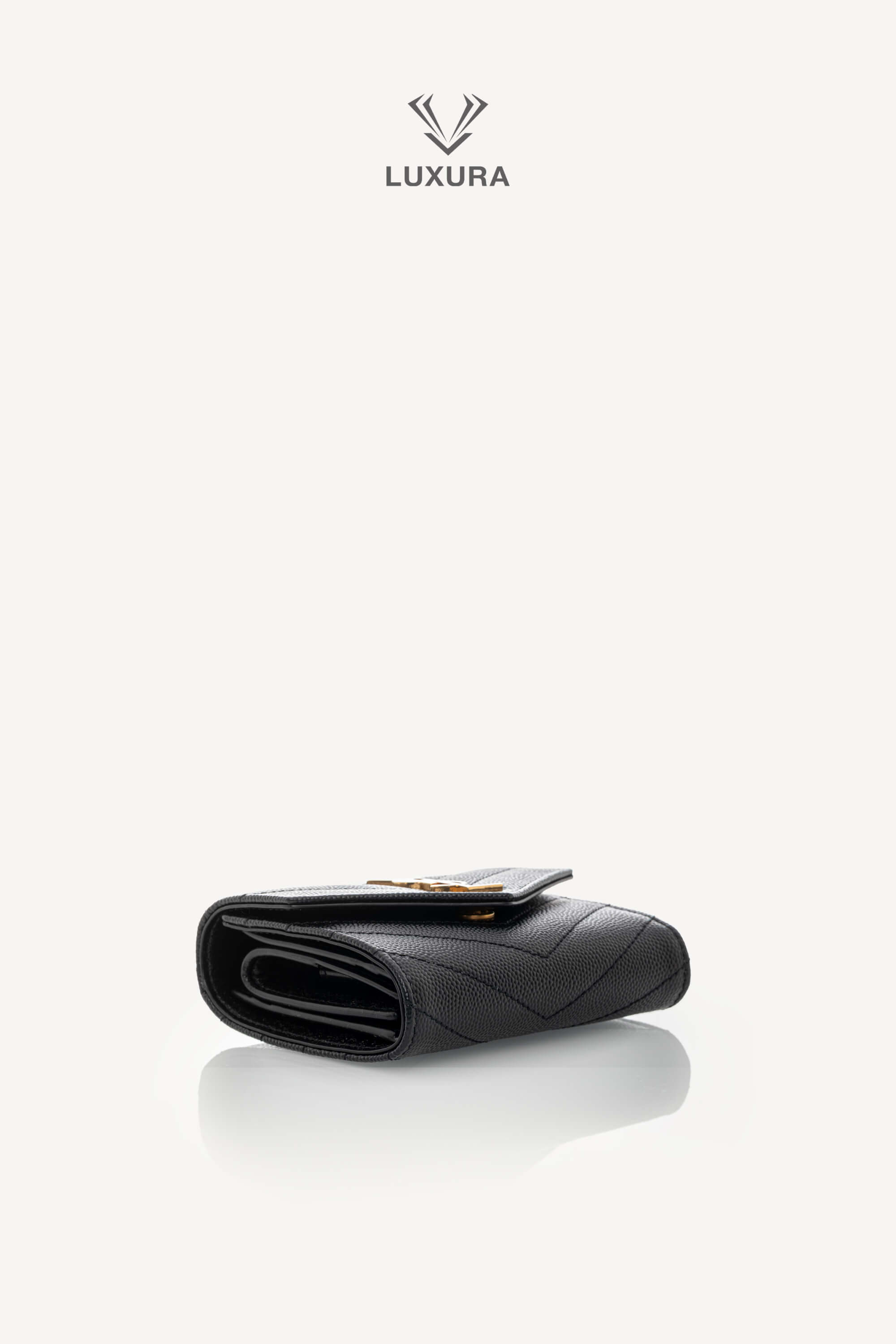 <span style="font-size: 10px;letter-spacing: .15em">BEST DEAL</span><br>            <strong>SAINT LAURENT</strong><br>            <div style="margin-top:10px;font-size:16px">Cassandre Matelasse Multi-Folder Wallet in Grain de Poudre Black Leather</div><br> - Image 17