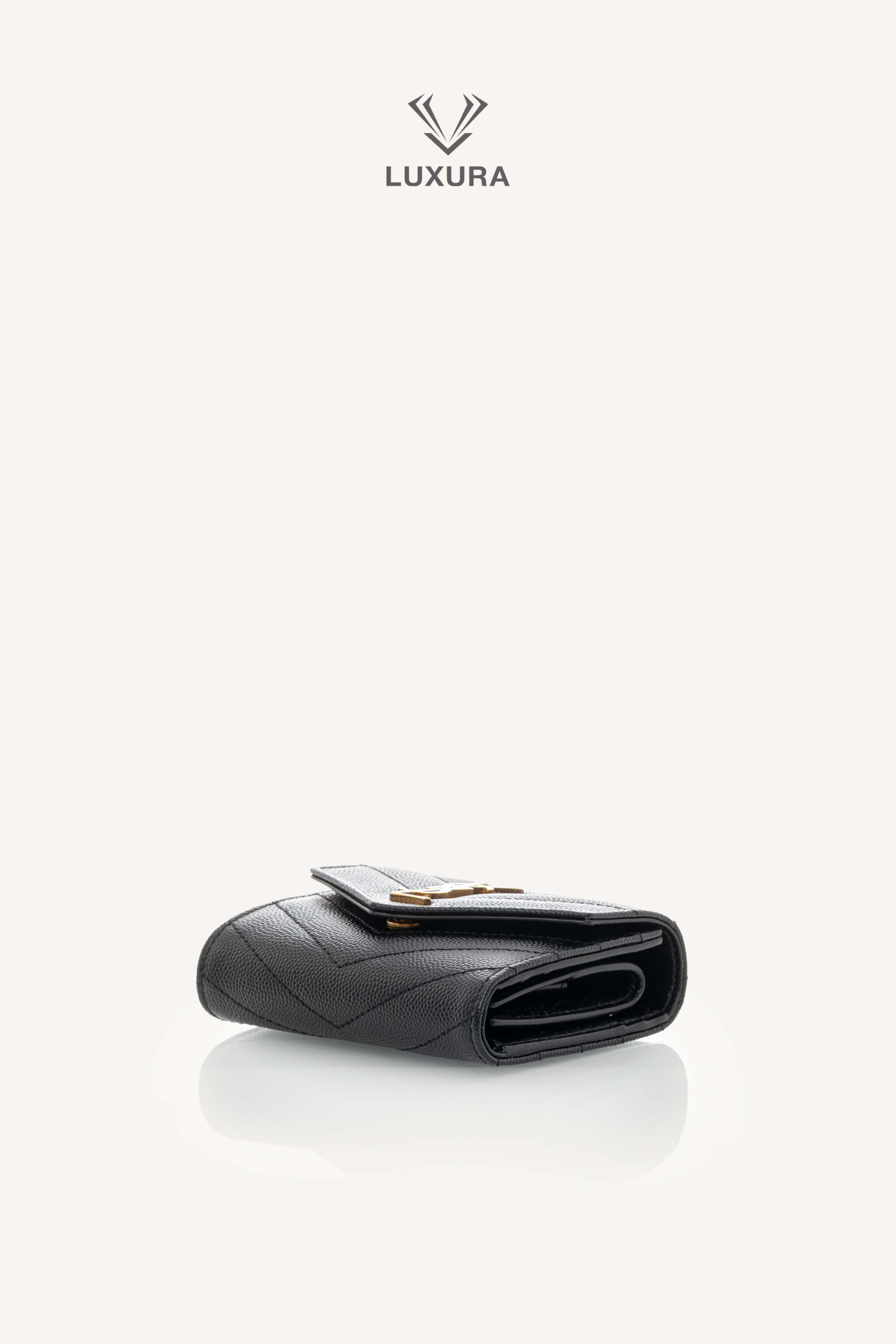 <span style="font-size: 10px;letter-spacing: .15em">BEST DEAL</span><br>            <strong>SAINT LAURENT</strong><br>            <div style="margin-top:10px;font-size:16px">Cassandre Matelasse Multi-Folder Wallet in Grain de Poudre Black Leather</div><br> - Image 19