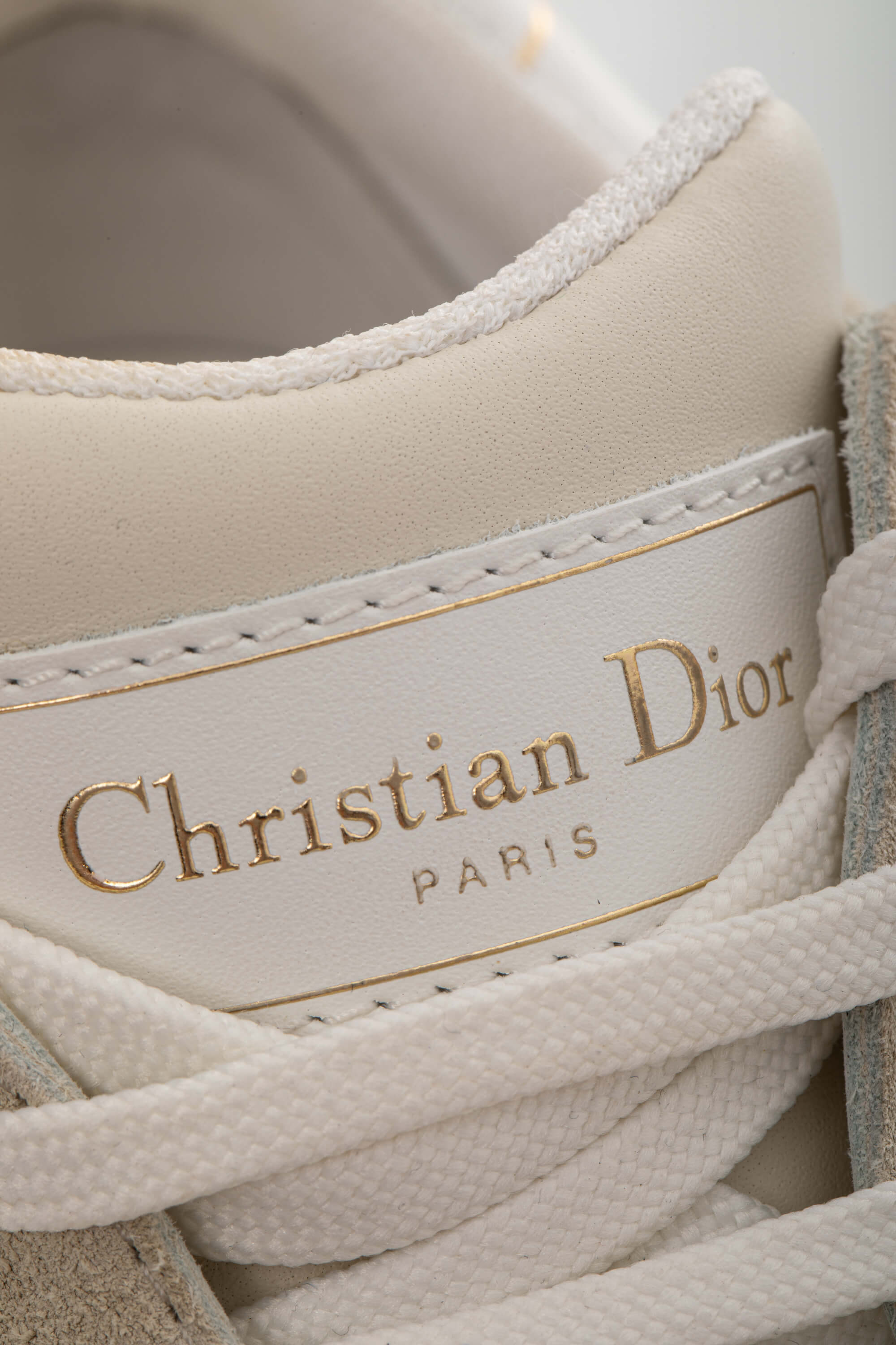 <span style="font-size: 10px;letter-spacing: .15em">HARD TO FIND</span><br> <strong>CHRISTIAN DIOR</strong><br> <div style="margin-top:10px;font-size:16px">Suede Calfskin Dior Star Platform Sneaker Light Beige 36.5</div><br> - Image 15