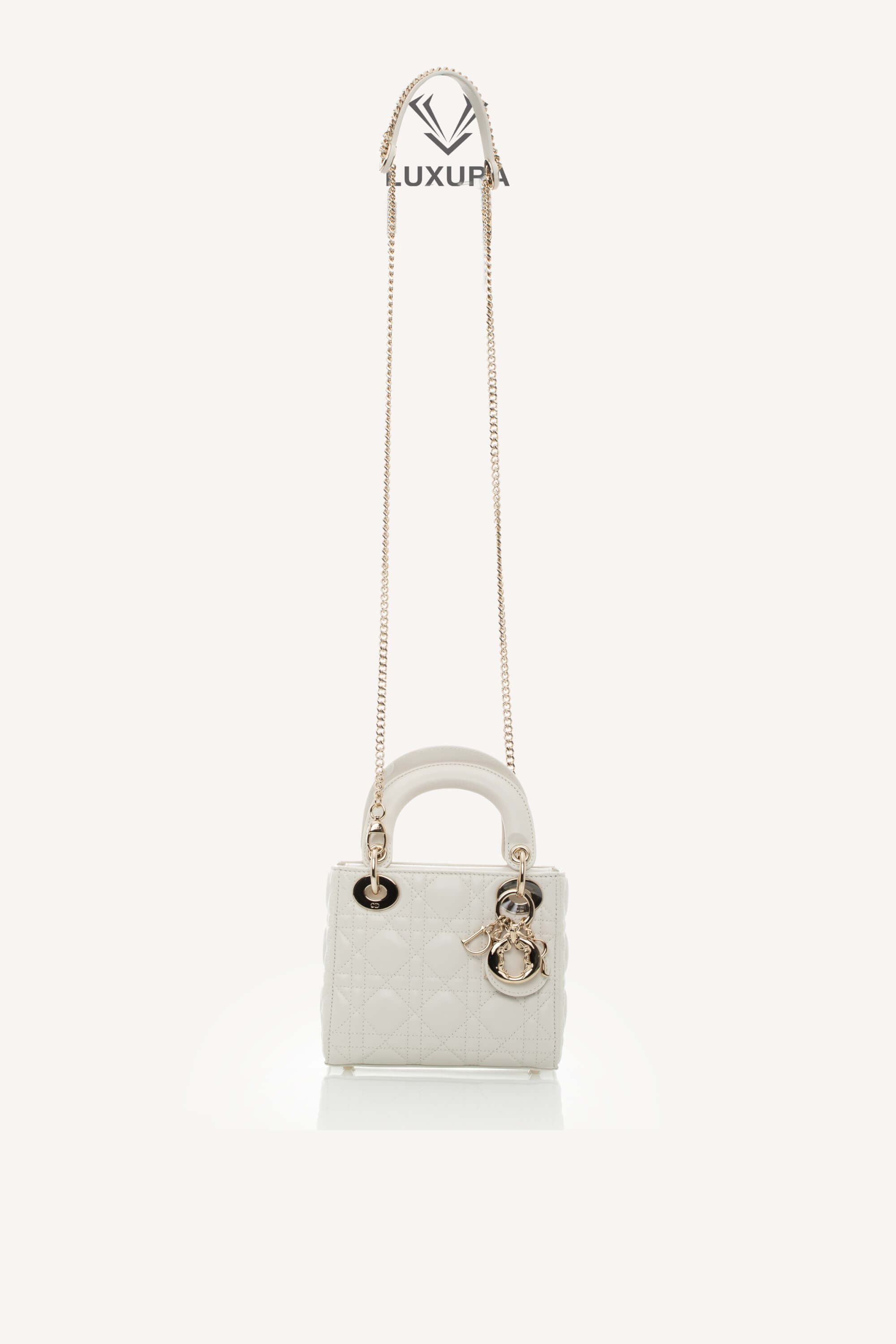 <span style="font-size: 10px;letter-spacing: .15em">NEW COLLECTION</span><br> <strong>DIOR</strong><br> <div style="margin-top:10px;font-size:16px">Mini Lady Dior Bag with Chain Latte Cannage Lambskin</div><br> - Image 7