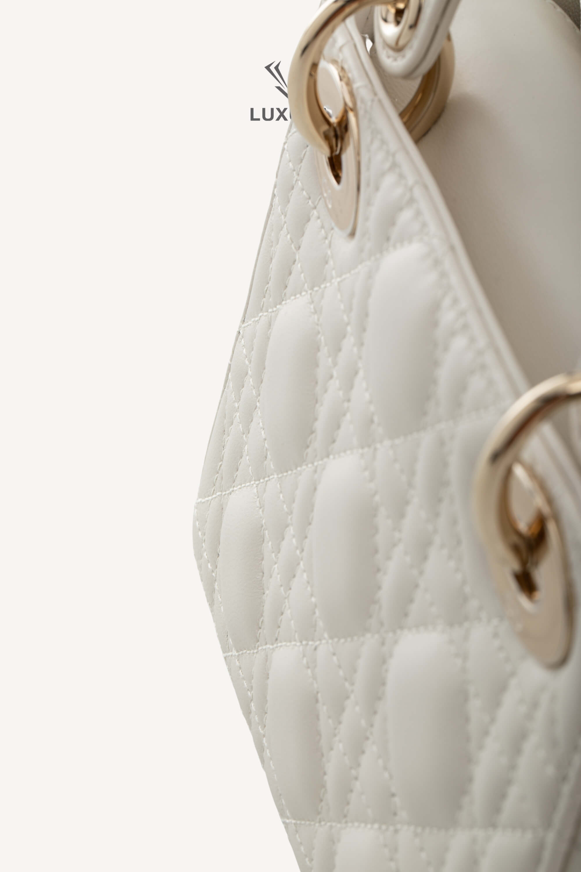 <span style="font-size: 10px;letter-spacing: .15em">NEW COLLECTION</span><br> <strong>DIOR</strong><br> <div style="margin-top:10px;font-size:16px">Mini Lady Dior Bag with Chain Latte Cannage Lambskin</div><br> - Image 16