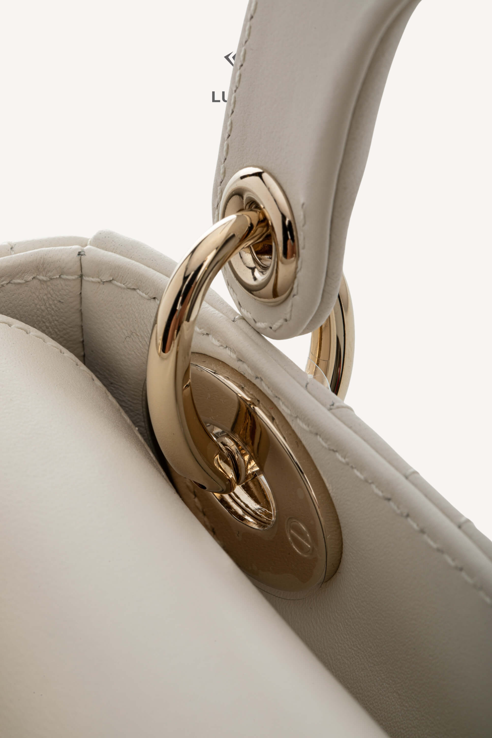 <span style="font-size: 10px;letter-spacing: .15em">NEW COLLECTION</span><br> <strong>DIOR</strong><br> <div style="margin-top:10px;font-size:16px">Mini Lady Dior Bag with Chain Latte Cannage Lambskin</div><br> - Image 18