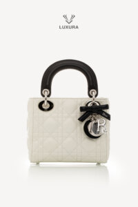 Genti | DIOR Mini Lady Dior Bag with Chain Two-Tone Latte and Black Cannage Lambskin