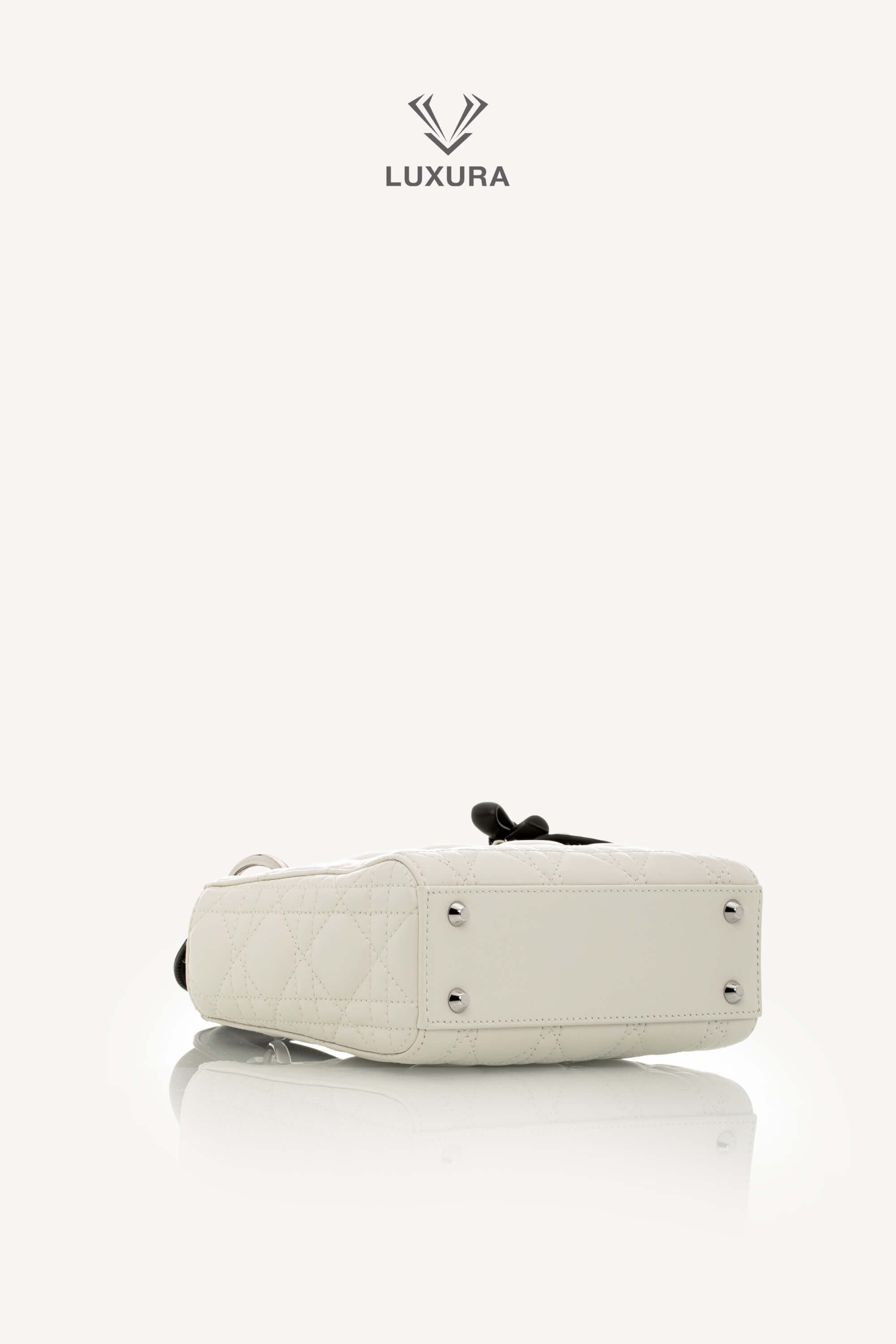 <span style="font-size: 10px;letter-spacing: .15em">NEW COLLECTION</span><br> <strong>DIOR</strong><br> <div style="margin-top:10px;font-size:16px">Mini Lady Dior Bag with Chain Two-Tone Latte and Black Cannage Lambskin</div><br> - Image 29
