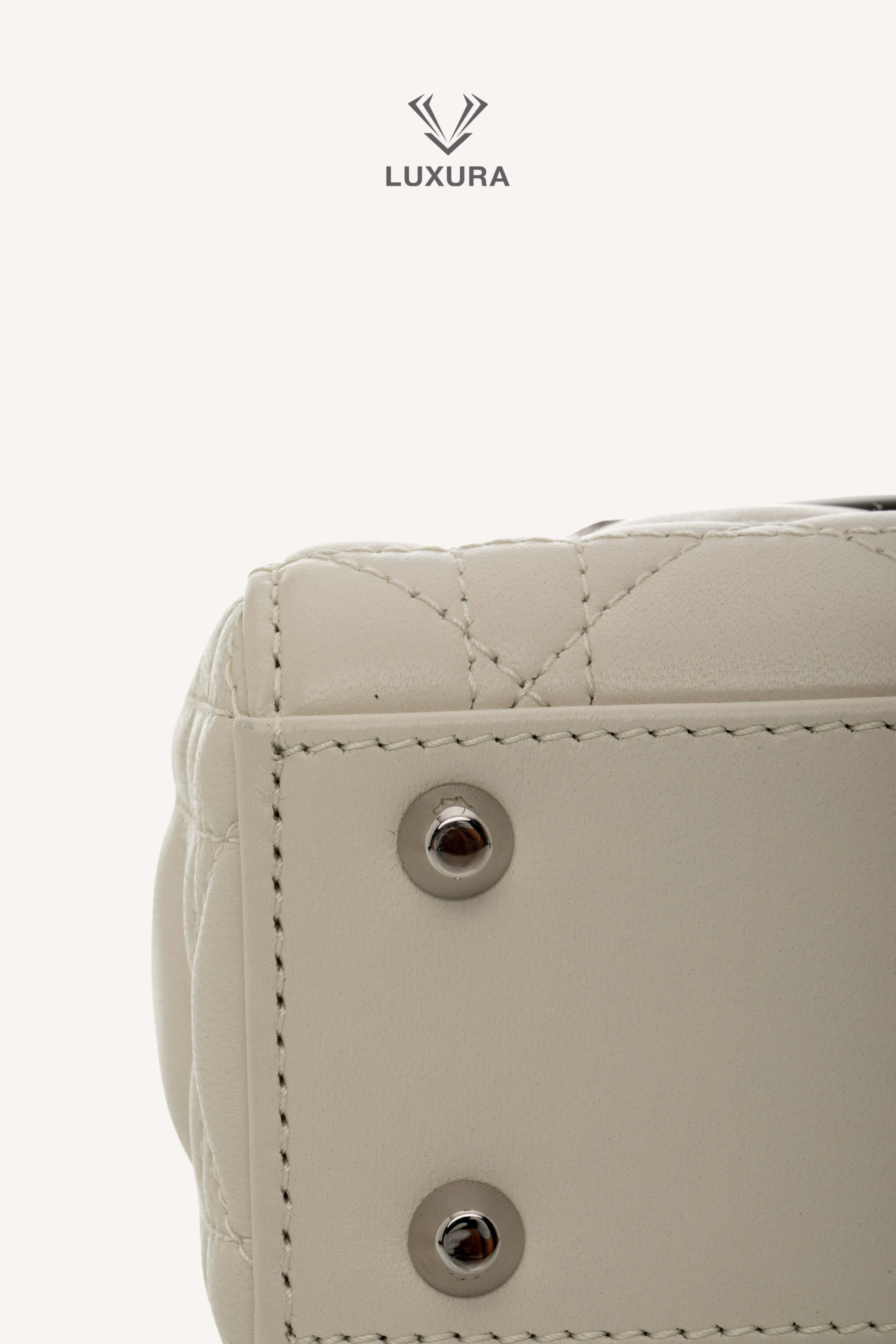 <span style="font-size: 10px;letter-spacing: .15em">NEW COLLECTION</span><br> <strong>DIOR</strong><br> <div style="margin-top:10px;font-size:16px">Mini Lady Dior Bag with Chain Two-Tone Latte and Black Cannage Lambskin</div><br> - Image 23
