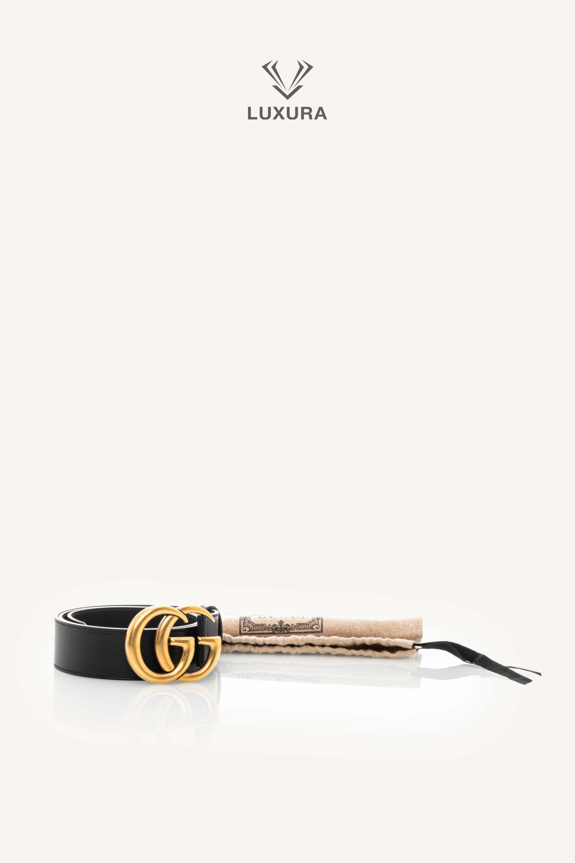 <span style="font-size: 10px;letter-spacing: .15em">IN TRENDING</span><br> <strong>GUCCI</strong><br> <div style="margin-top:10px;font-size:16px">Calfskin Double G 40mm Belt 85 Black</div><br> - Image 2
