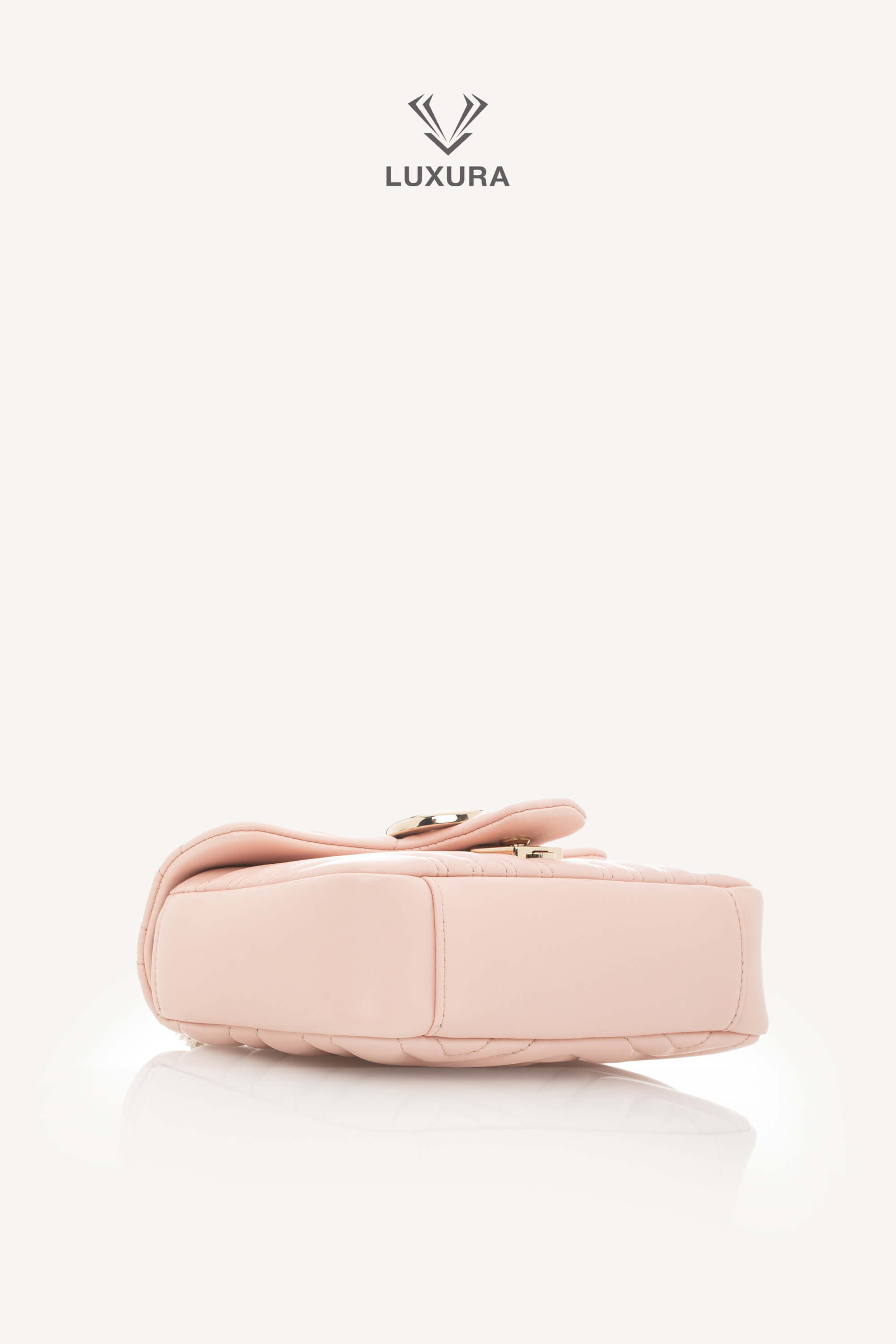 <span style="font-size: 10px;letter-spacing: .15em">NEW COLLECTION</span><br> <strong>GUCCI</strong><br> <div style="margin-top:10px;font-size:16px">Marmont Small Shoulder Bag Light Pink Skin</div><br> - Image 26