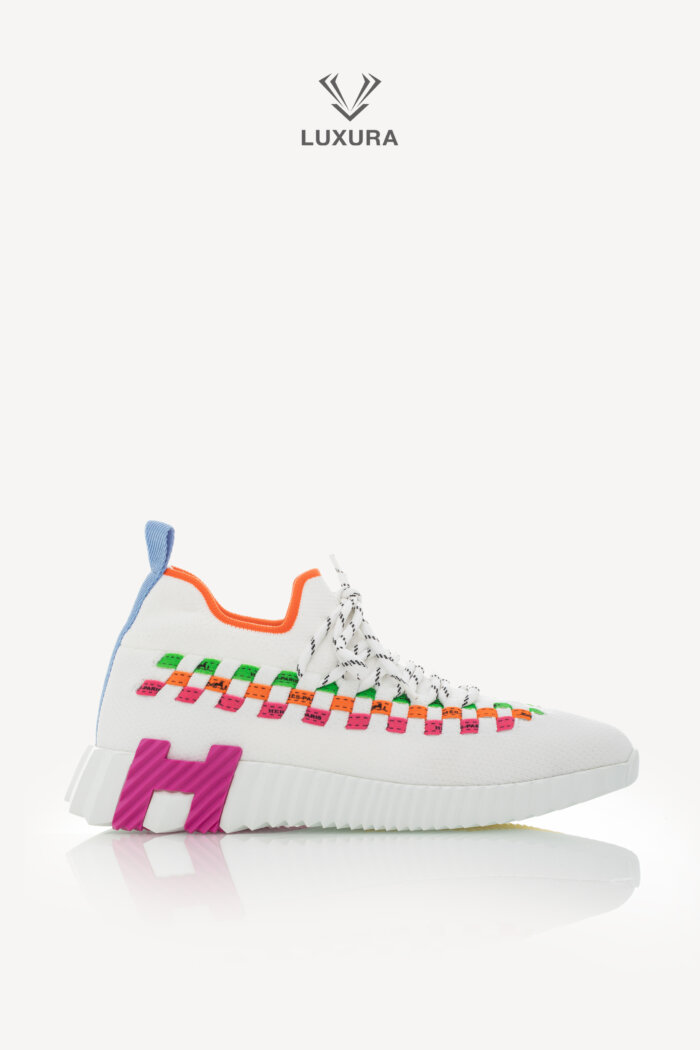 <span style="font-size: 10px;letter-spacing: .15em">HARD TO FIND</span><br>            <strong>HERMES</strong><br>            <div style="margin-top:10px;font-size:16px">Knit Flex Boldus Sneakers Multicolor White 37</div><br>