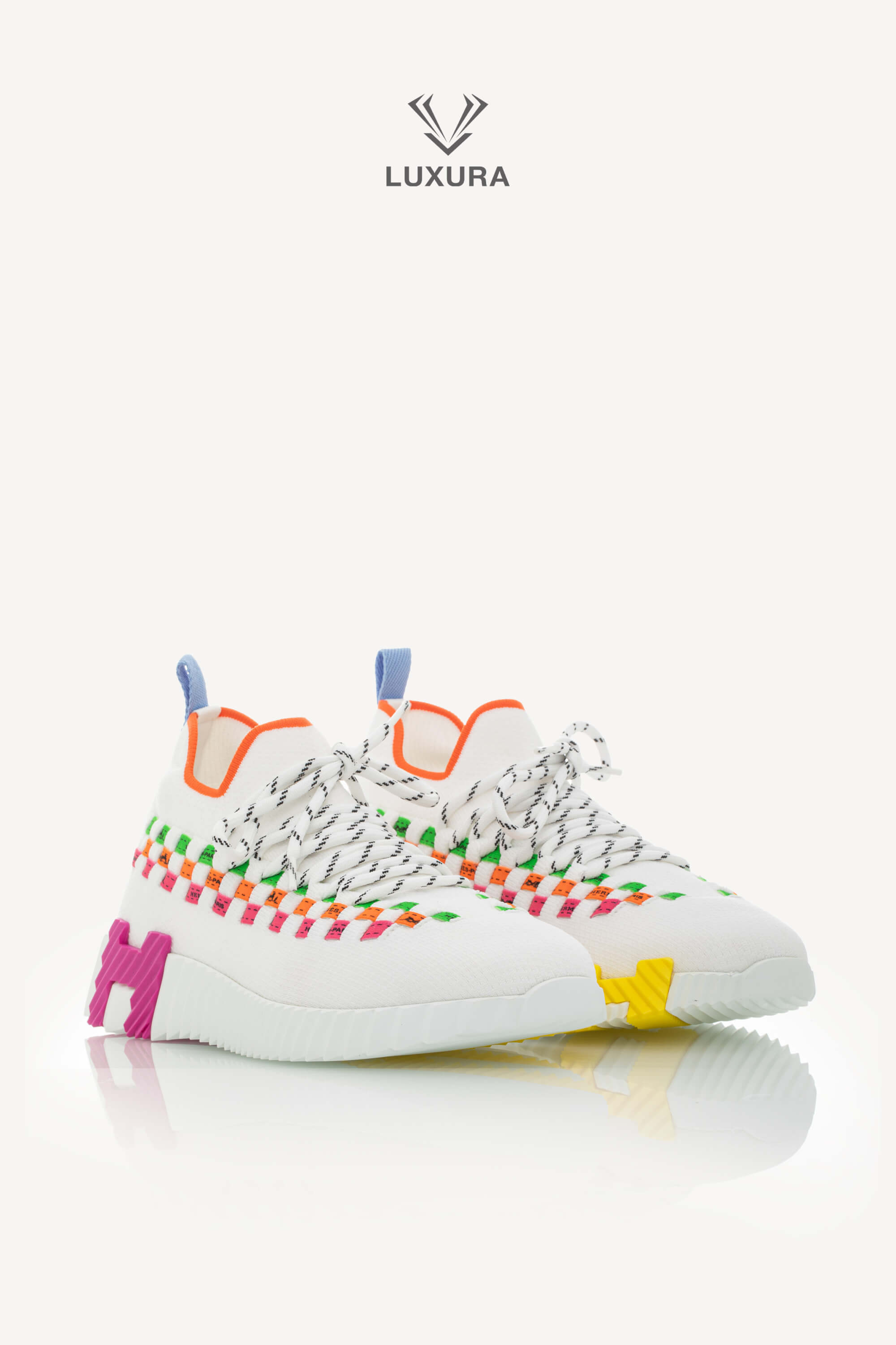 <span style="font-size: 10px;letter-spacing: .15em">HARD TO FIND</span><br>            <strong>HERMES</strong><br>            <div style="margin-top:10px;font-size:16px">Knit Flex Boldus Sneakers Multicolor White 37</div><br> - Image 5