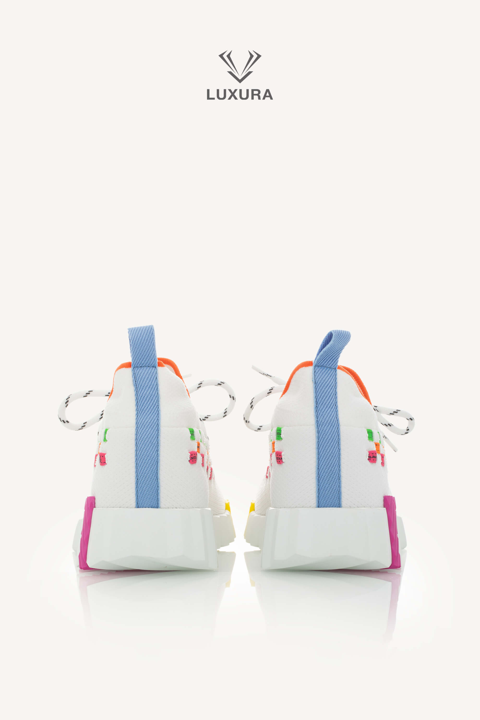 <span style="font-size: 10px;letter-spacing: .15em">HARD TO FIND</span><br>            <strong>HERMES</strong><br>            <div style="margin-top:10px;font-size:16px">Knit Flex Boldus Sneakers Multicolor White 37</div><br> - Image 9