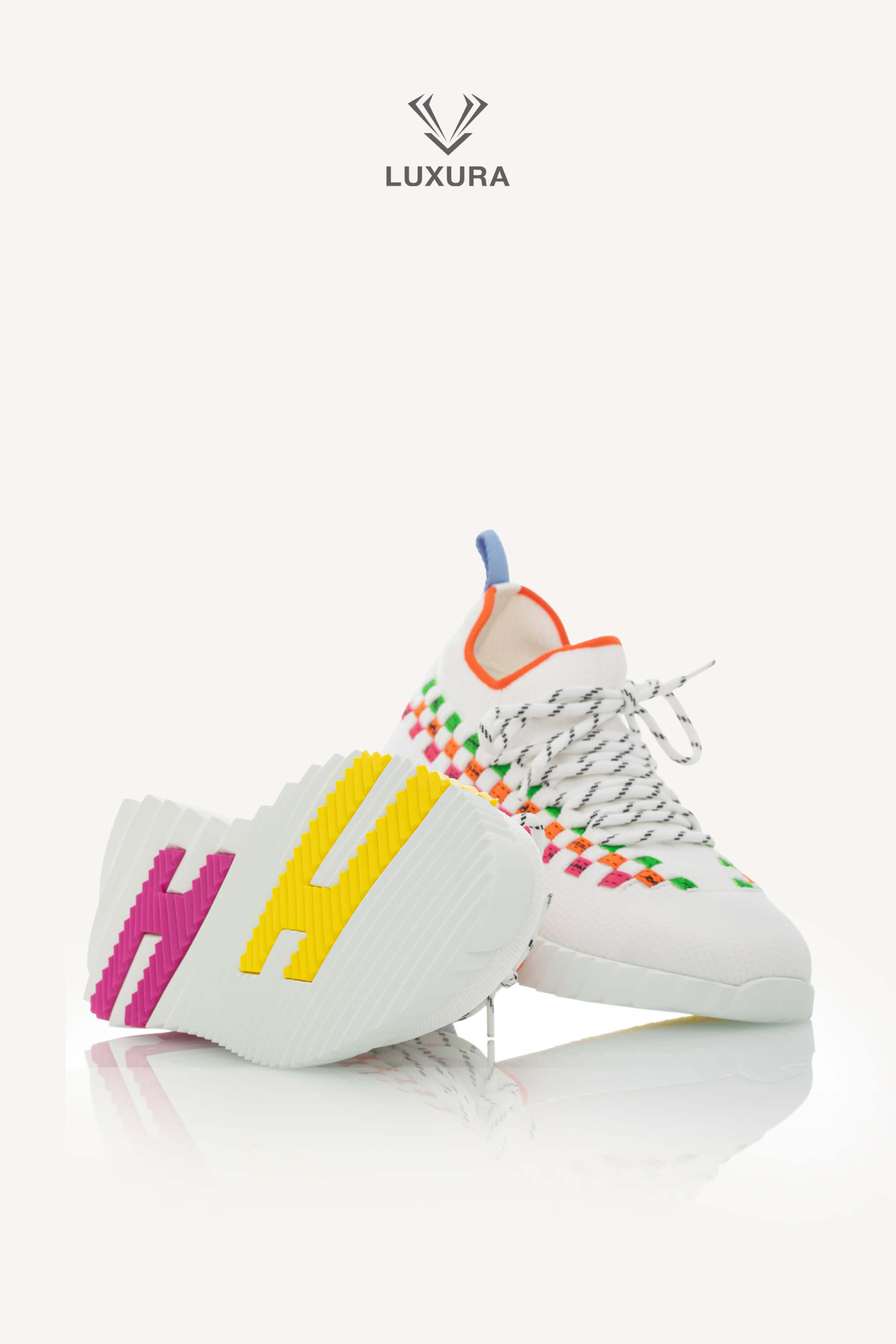 <span style="font-size: 10px;letter-spacing: .15em">HARD TO FIND</span><br>            <strong>HERMES</strong><br>            <div style="margin-top:10px;font-size:16px">Knit Flex Boldus Sneakers Multicolor White 37</div><br> - Image 24