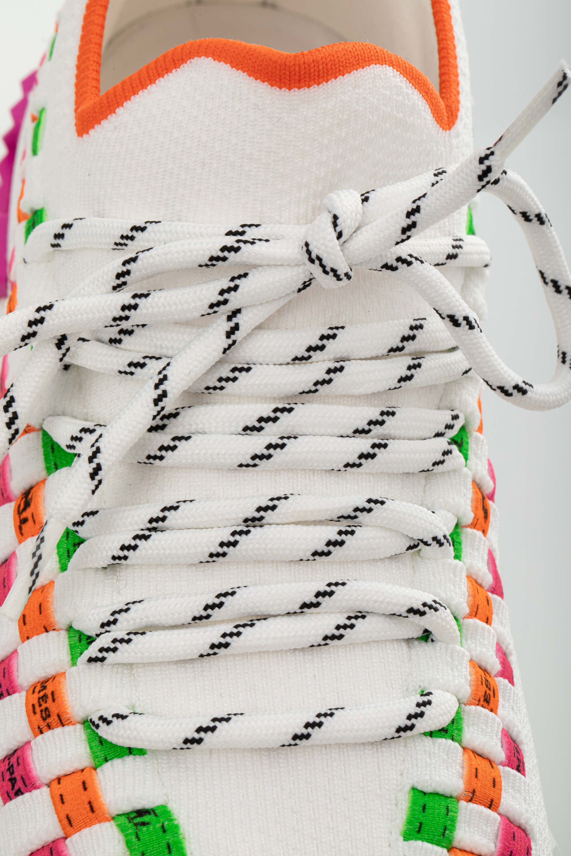 <span style="font-size: 10px;letter-spacing: .15em">HARD TO FIND</span><br>            <strong>HERMES</strong><br>            <div style="margin-top:10px;font-size:16px">Knit Flex Boldus Sneakers Multicolor White 37</div><br> - Image 16