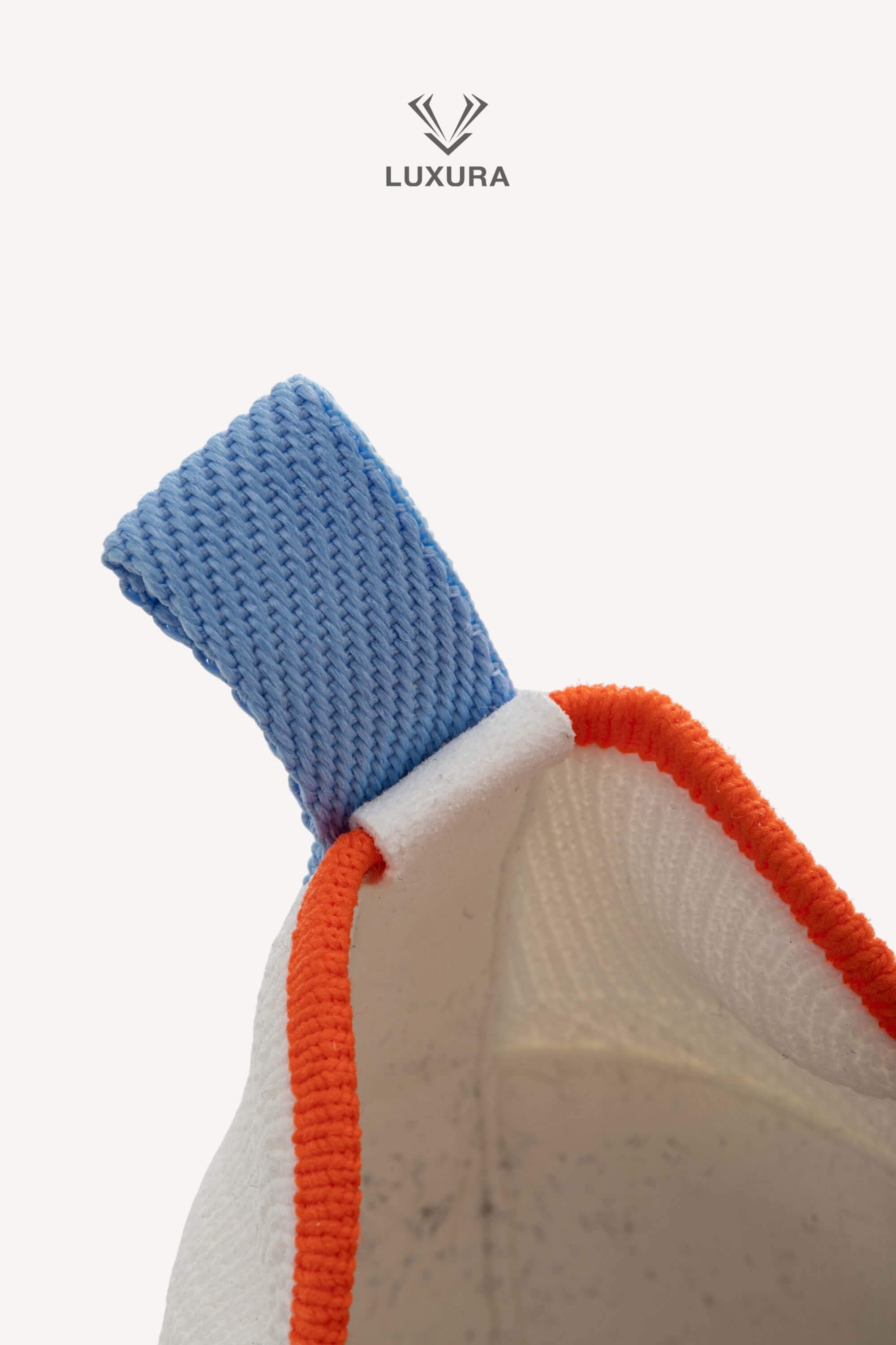 <span style="font-size: 10px;letter-spacing: .15em">HARD TO FIND</span><br>            <strong>HERMES</strong><br>            <div style="margin-top:10px;font-size:16px">Knit Flex Boldus Sneakers Multicolor White 37</div><br> - Image 17