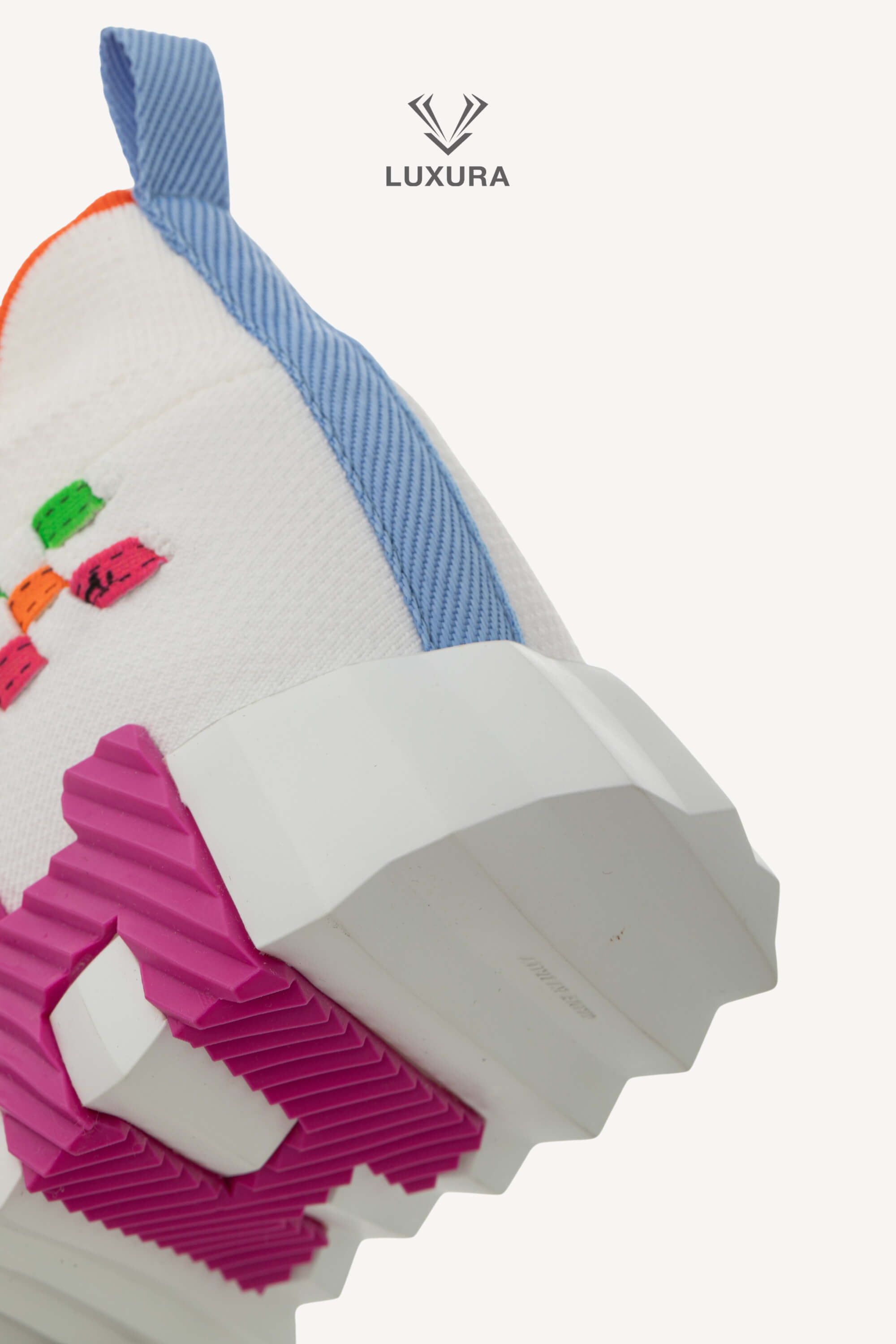 <span style="font-size: 10px;letter-spacing: .15em">HARD TO FIND</span><br>            <strong>HERMES</strong><br>            <div style="margin-top:10px;font-size:16px">Knit Flex Boldus Sneakers Multicolor White 37</div><br> - Image 14