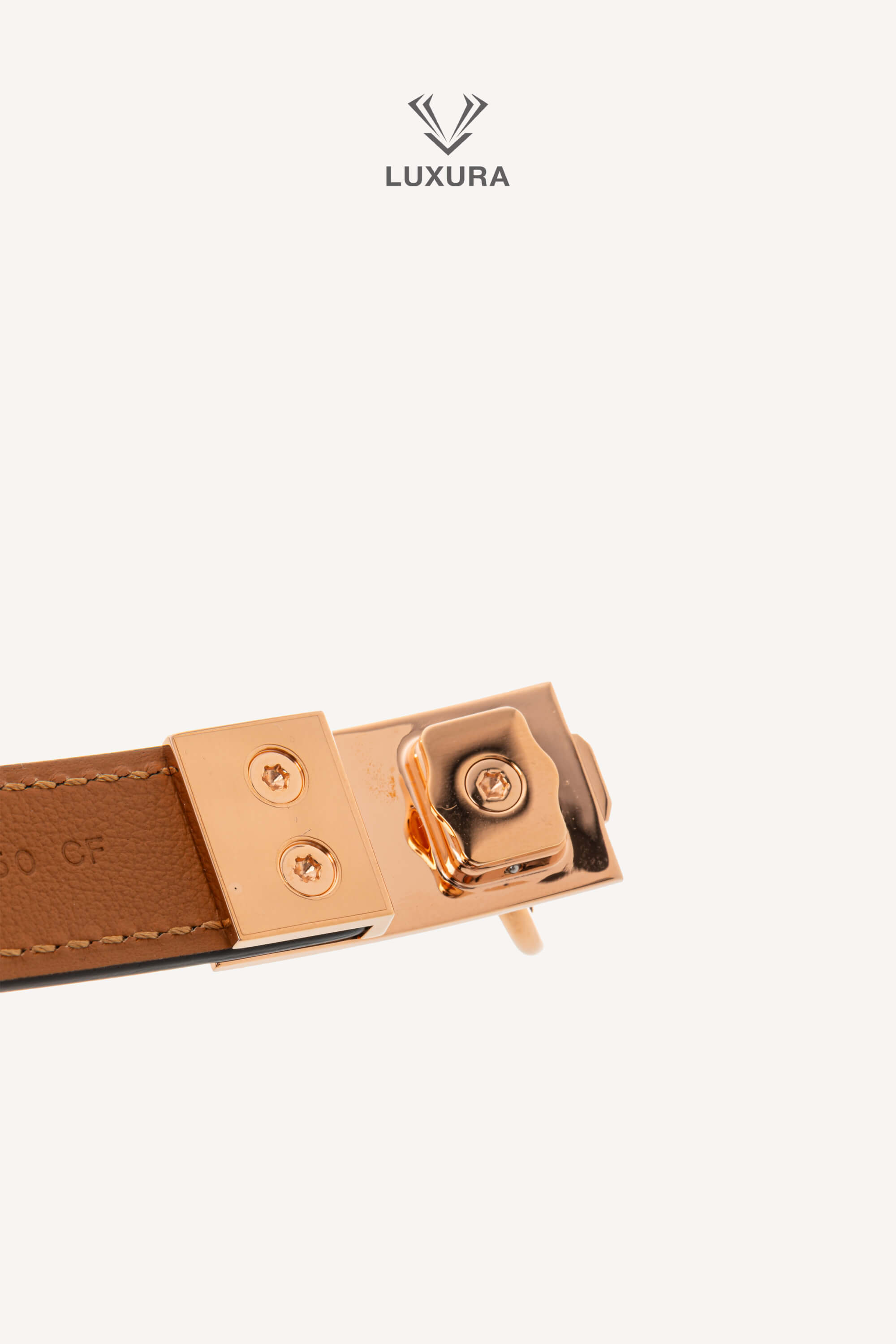 <span style="font-size: 10px;letter-spacing: .15em">HARD TO FIND</span><br> <strong>HERMES</strong><br> <div style="margin-top:10px;font-size:16px">Rivale Belt Trench with Rose Gold Finish Gold Adjustable size from 55 cm to 100 cm</div><br> - Image 8