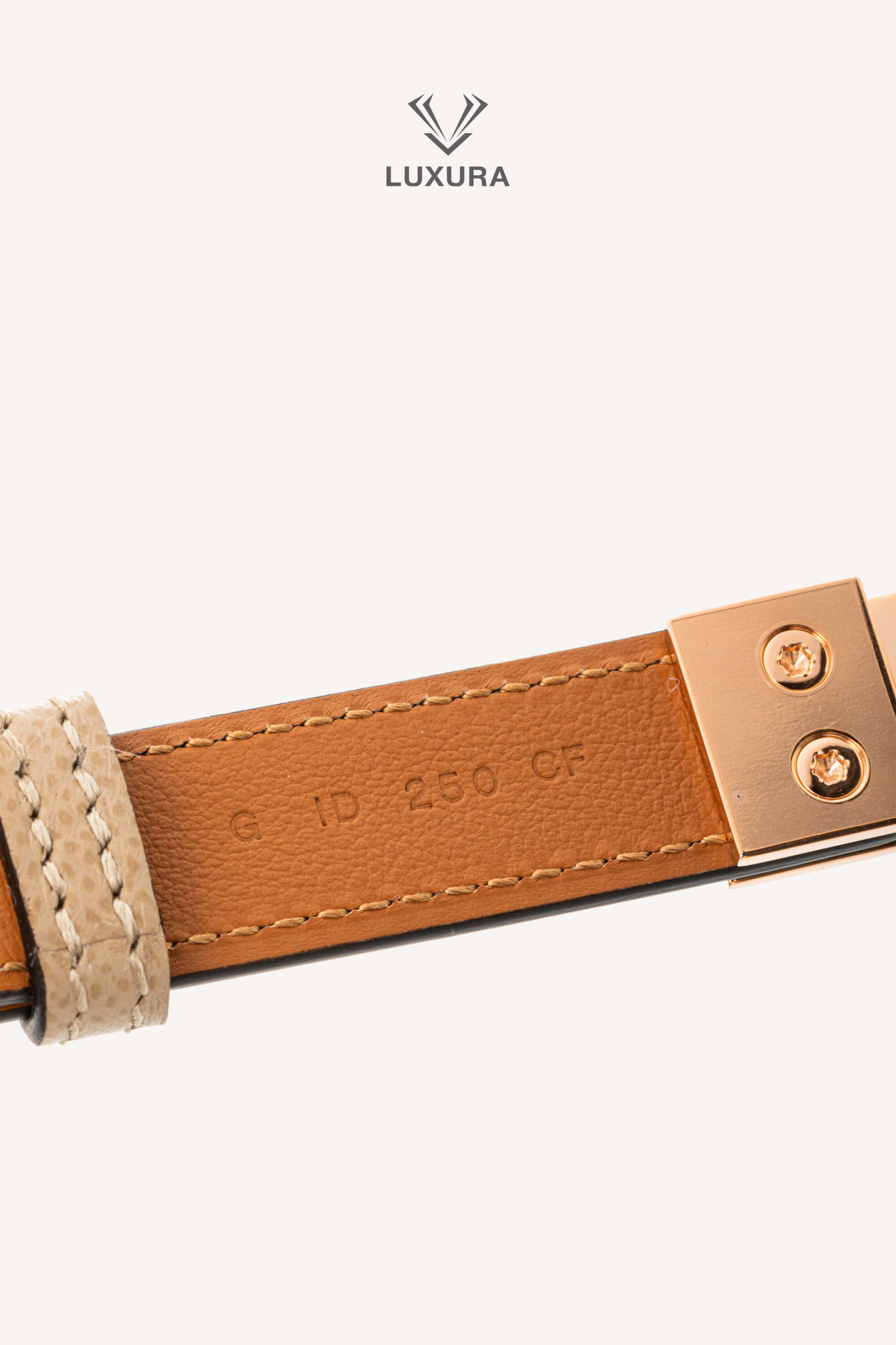 <span style="font-size: 10px;letter-spacing: .15em">HARD TO FIND</span><br> <strong>HERMES</strong><br> <div style="margin-top:10px;font-size:16px">Rivale Belt Trench with Rose Gold Finish Gold Adjustable size from 55 cm to 100 cm</div><br> - Image 9