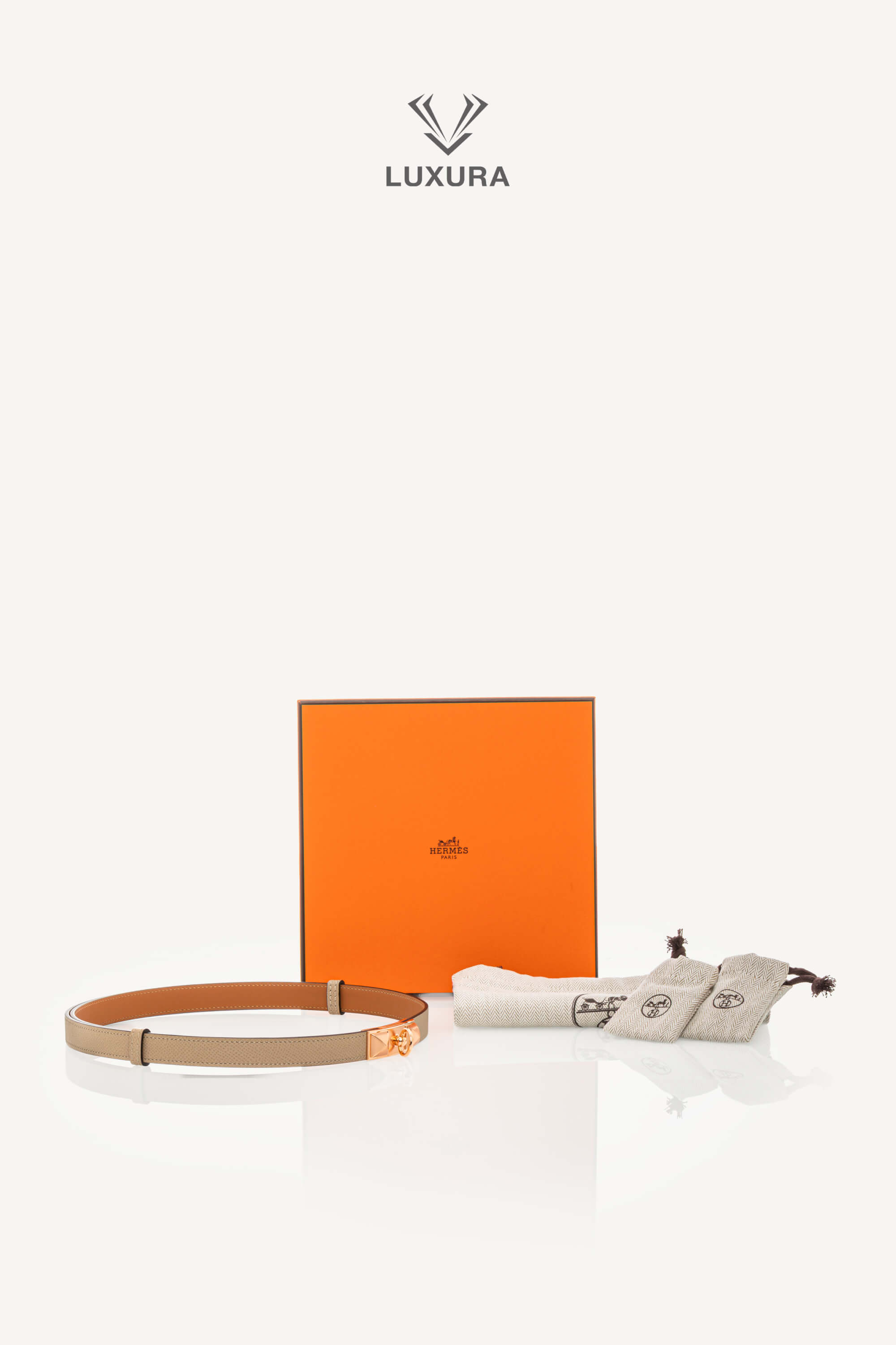 <span style="font-size: 10px;letter-spacing: .15em">HARD TO FIND</span><br> <strong>HERMES</strong><br> <div style="margin-top:10px;font-size:16px">Rivale Belt Trench with Rose Gold Finish Gold Adjustable size from 55 cm to 100 cm</div><br> - Image 2