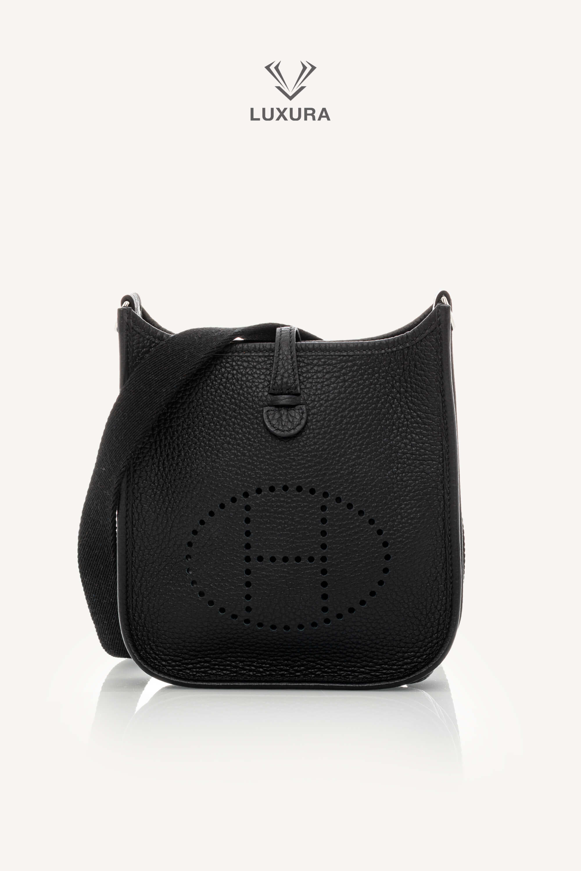 <span style="font-size: 10px;letter-spacing: .15em">BEST DEAL</span><br> <strong>HERMES</strong><br> <div style="margin-top:10px;font-size:16px">Sac Evelyne 16 Amazone Black Taurillon Clemence</div><br> - Image 6