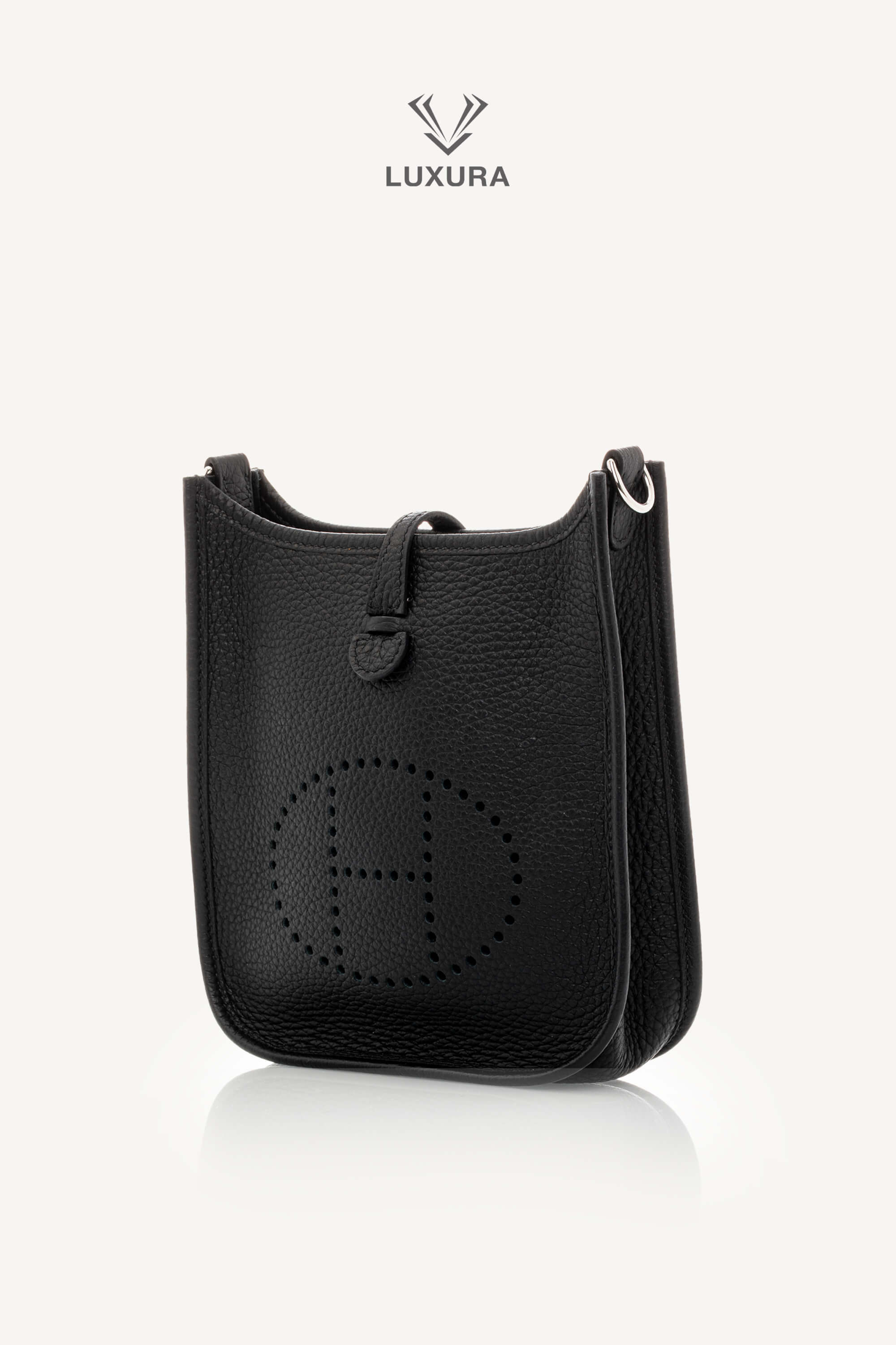 <span style="font-size: 10px;letter-spacing: .15em">BEST DEAL</span><br> <strong>HERMES</strong><br> <div style="margin-top:10px;font-size:16px">Sac Evelyne 16 Amazone Black Taurillon Clemence</div><br> - Image 8