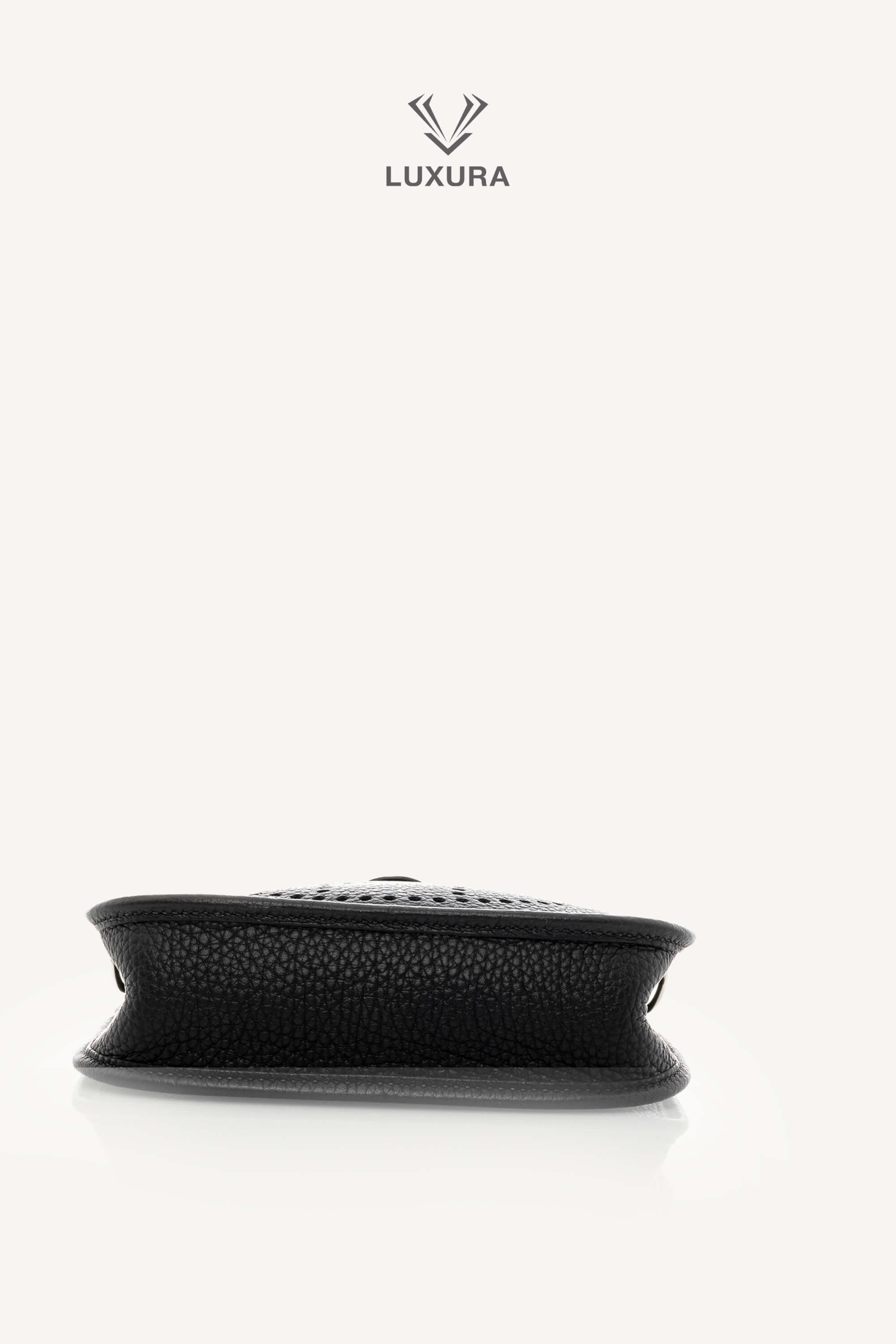 <span style="font-size: 10px;letter-spacing: .15em">BEST DEAL</span><br> <strong>HERMES</strong><br> <div style="margin-top:10px;font-size:16px">Sac Evelyne 16 Amazone Black Taurillon Clemence</div><br> - Image 18