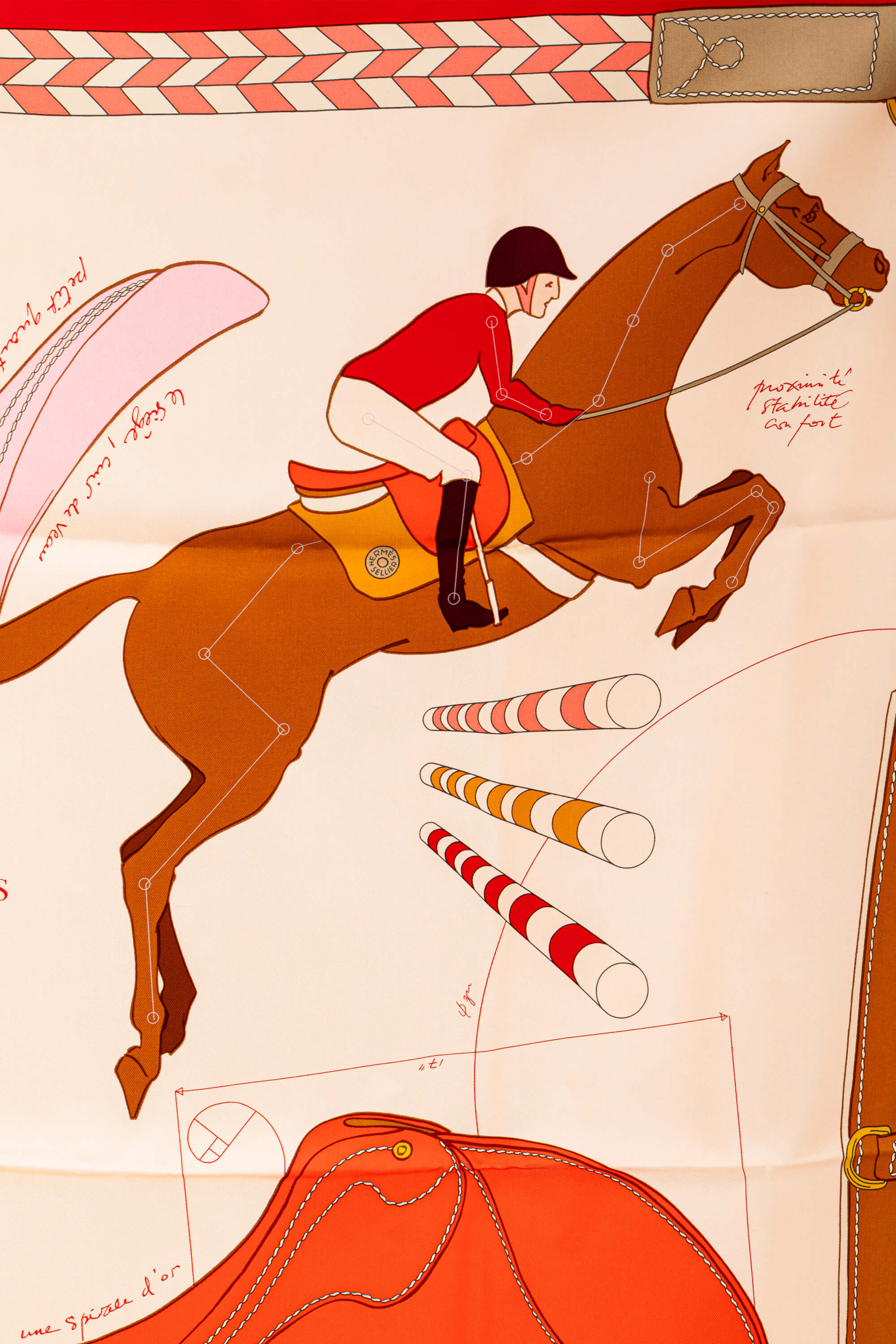 <span style="font-size: 10px;letter-spacing: .15em">HARD TO FIND</span><br>            <strong>HERMES</strong><br>            <div style="margin-top:10px;font-size:16px">Selle en Eclats Scarf 90 Rouge Rose Nacre Cuir</div><br> - Image 4