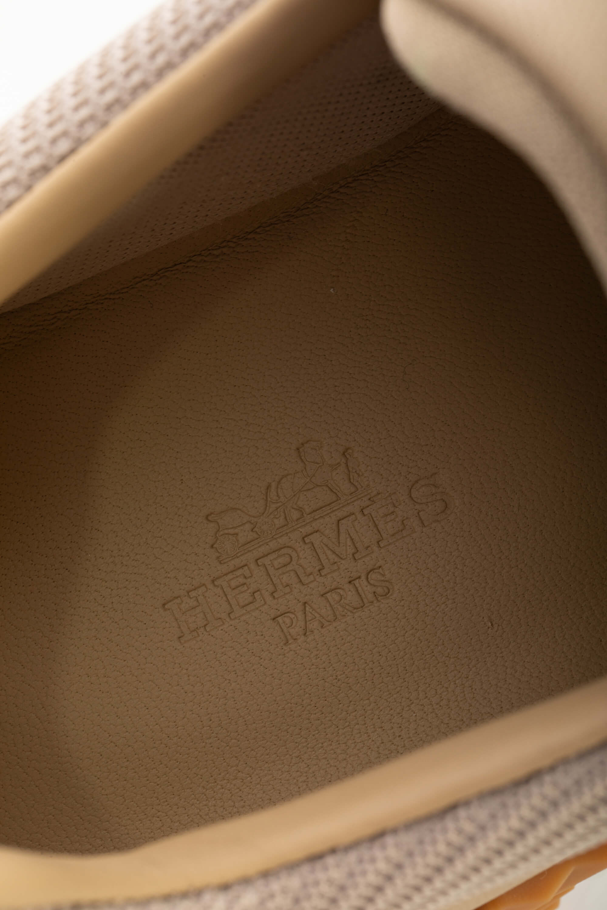 Luxura Boutique | Hermes Bouncing Sneaker Beige Lin 39 | SSLEB00227320 | imagine 19