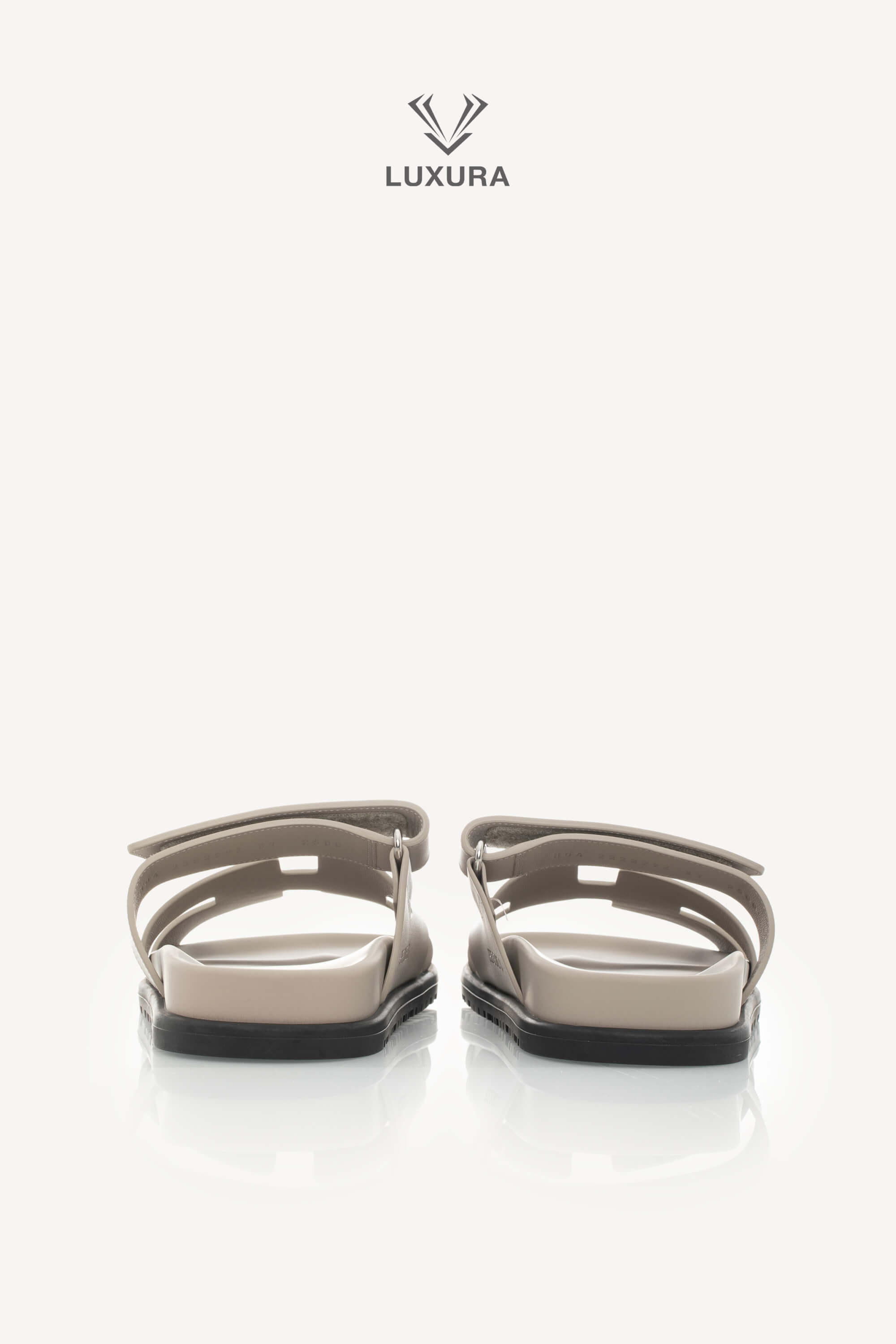 <span style="font-size: 10px;letter-spacing: .15em">HARD TO FIND</span><br> <strong>HERMES</strong><br> <div style="margin-top:10px;font-size:16px">Chypre Sandal Beige Galet 37</div><br> - Image 19