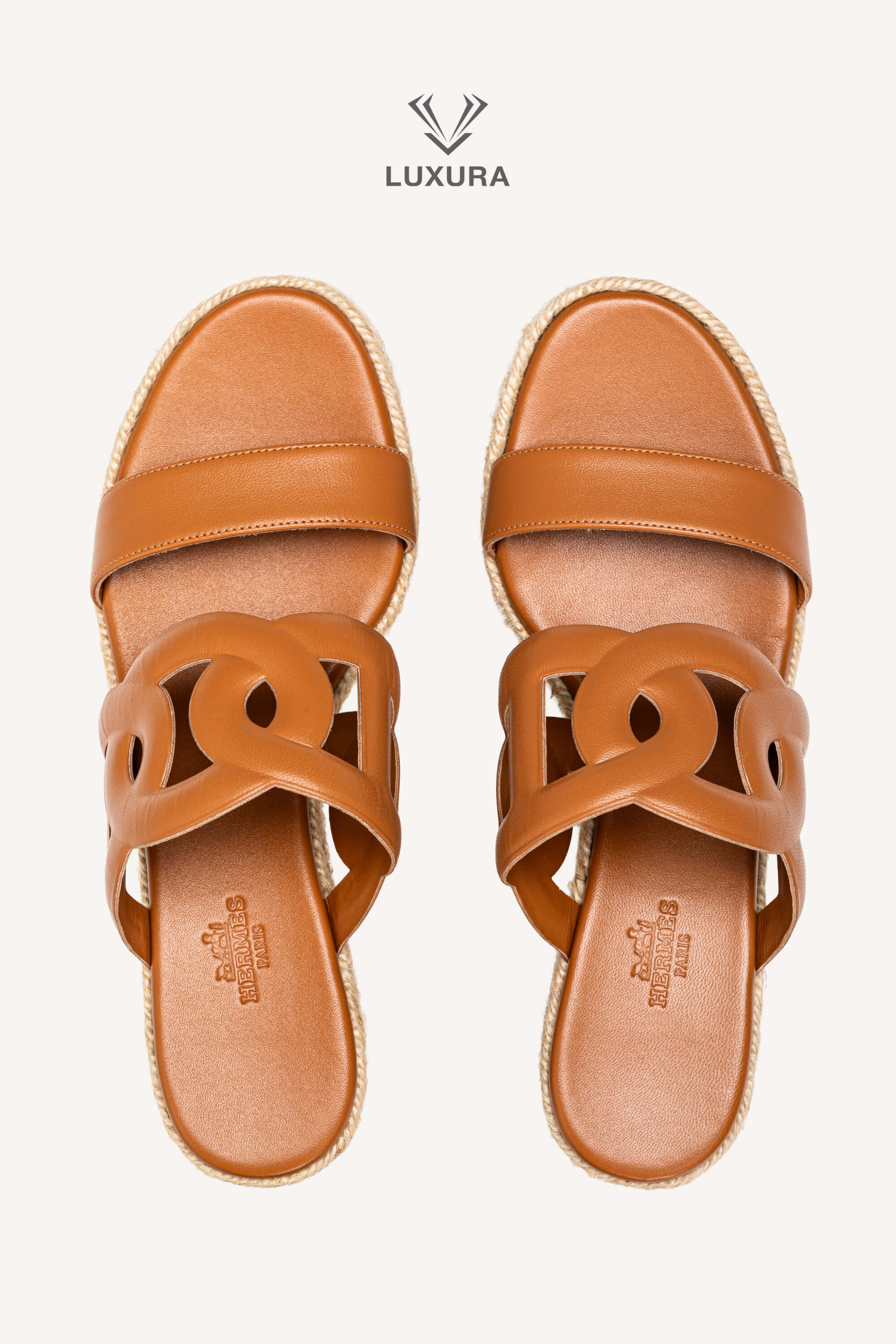 <span style="font-size: 10px;letter-spacing: .15em">HARD TO FIND</span><br> <strong>HERMES</strong><br> <div style="margin-top:10px;font-size:16px">Nappa Ithea Espadrille Wedge Sandals Naturel 38</div><br> - Image 4