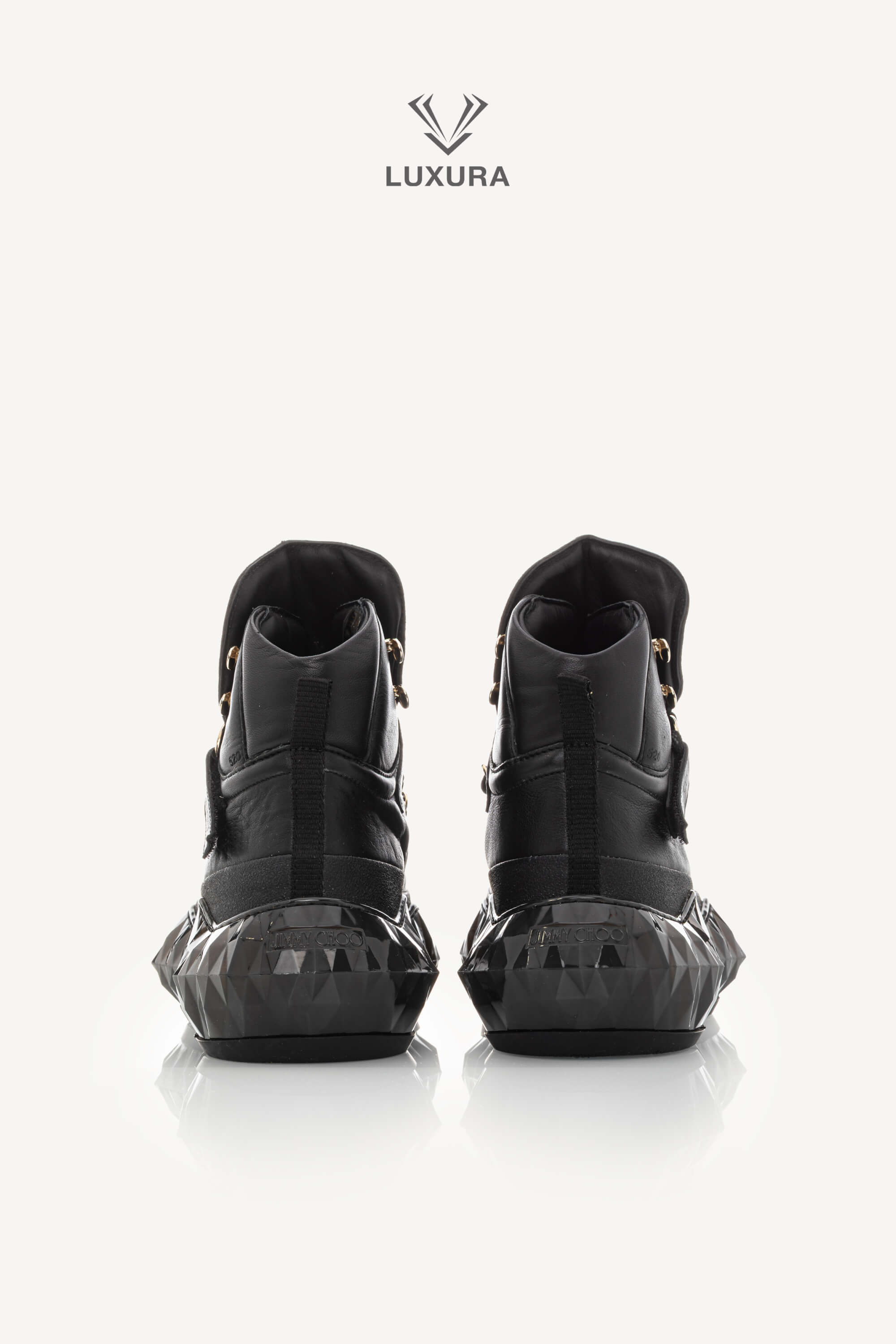 <span style="font-size: 10px;letter-spacing: .15em">IN TRENDING</span><br> <strong>JIMMY CHOO</strong><br> <div style="margin-top:10px;font-size:16px">Lace-up Hiking Boots Black 36</div><br> - Image 8