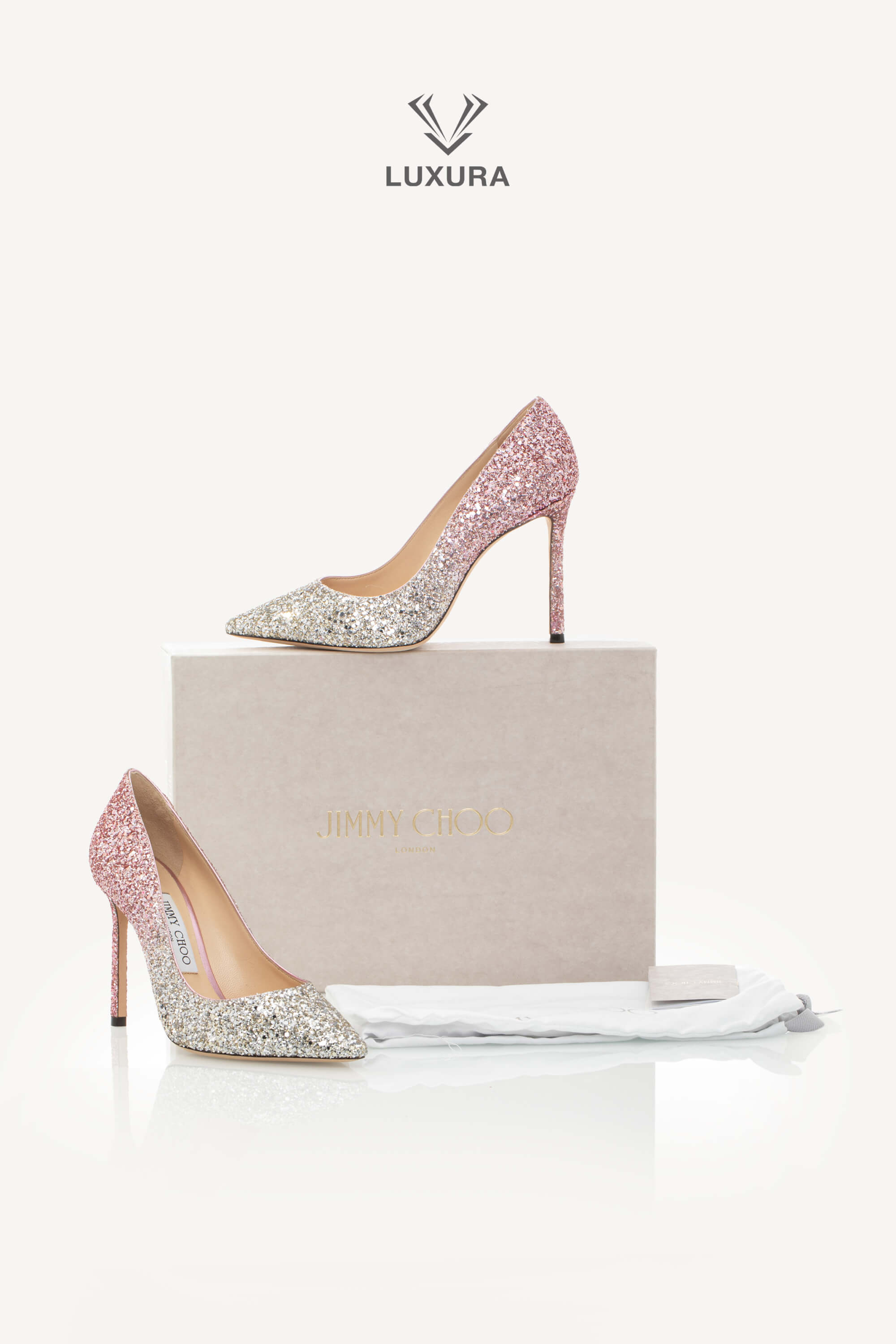 <span style="font-size: 10px;letter-spacing: .15em">HARD TO FIND</span><br> <strong>JIMMY CHOO</strong><br> <div style="margin-top:10px;font-size:16px">Romy 100 Glitter Embellished Pumps Platinum-Flamingo 36.5</div><br> - Image 2