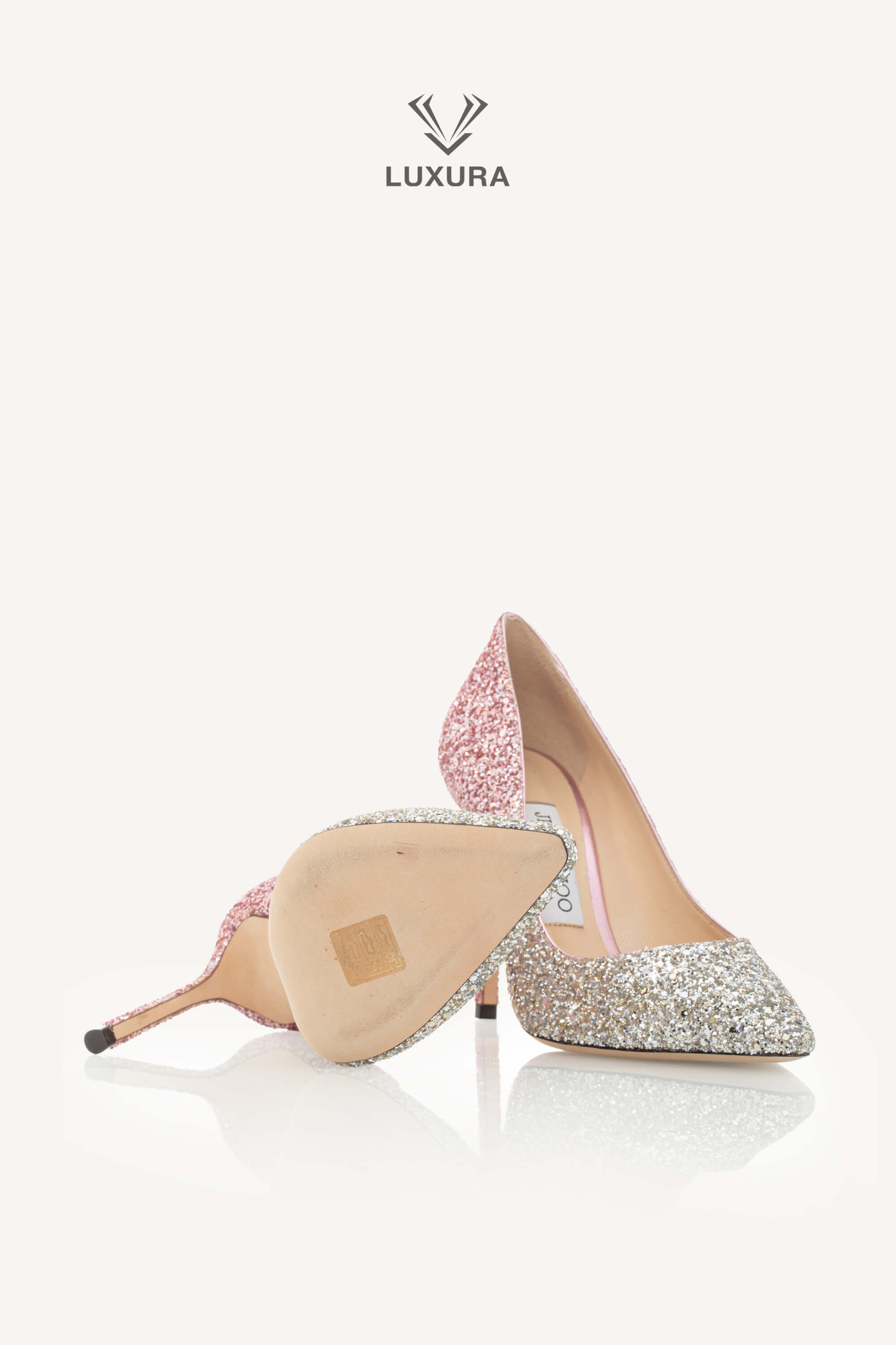 <span style="font-size: 10px;letter-spacing: .15em">HARD TO FIND</span><br> <strong>JIMMY CHOO</strong><br> <div style="margin-top:10px;font-size:16px">Romy 100 Glitter Embellished Pumps Platinum-Flamingo 36.5</div><br> - Image 19