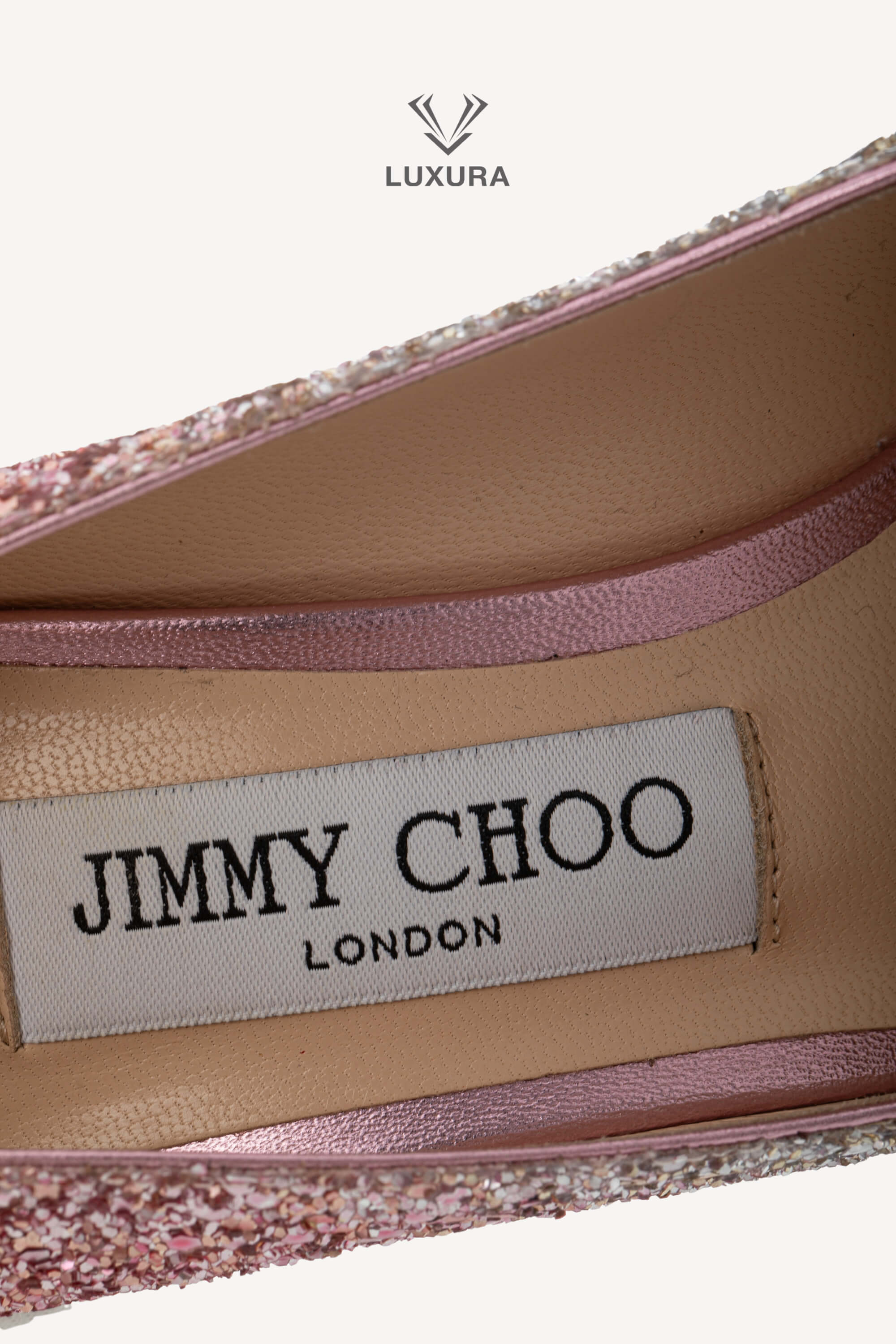 <span style="font-size: 10px;letter-spacing: .15em">HARD TO FIND</span><br> <strong>JIMMY CHOO</strong><br> <div style="margin-top:10px;font-size:16px">Romy 100 Glitter Embellished Pumps Platinum-Flamingo 36.5</div><br> - Image 15